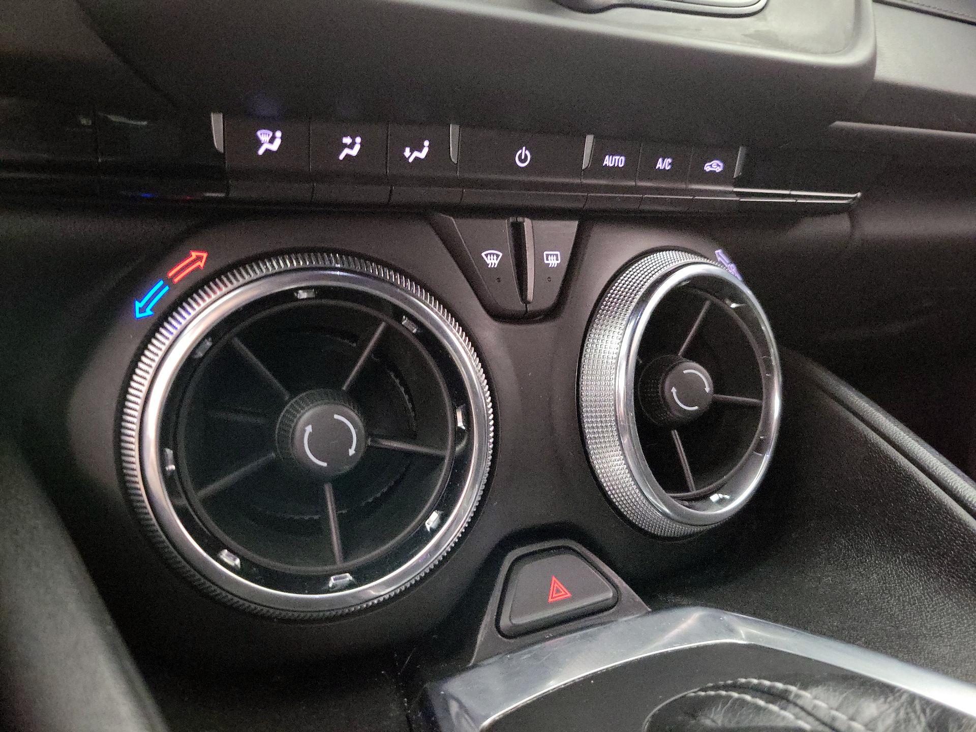 Thumbnail: 2019 Chevrolet Camaro - 15