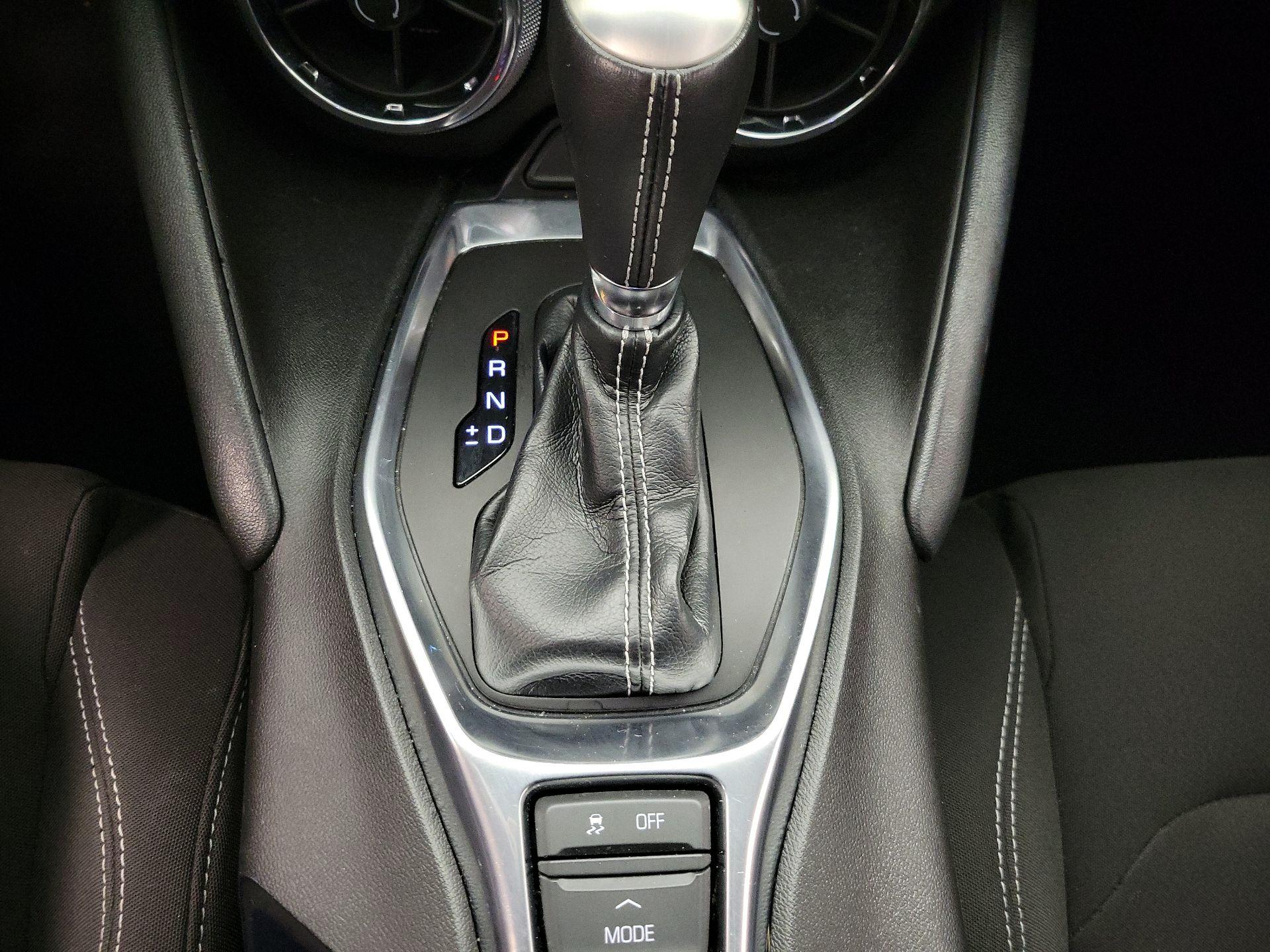 Thumbnail: 2019 Chevrolet Camaro - 16