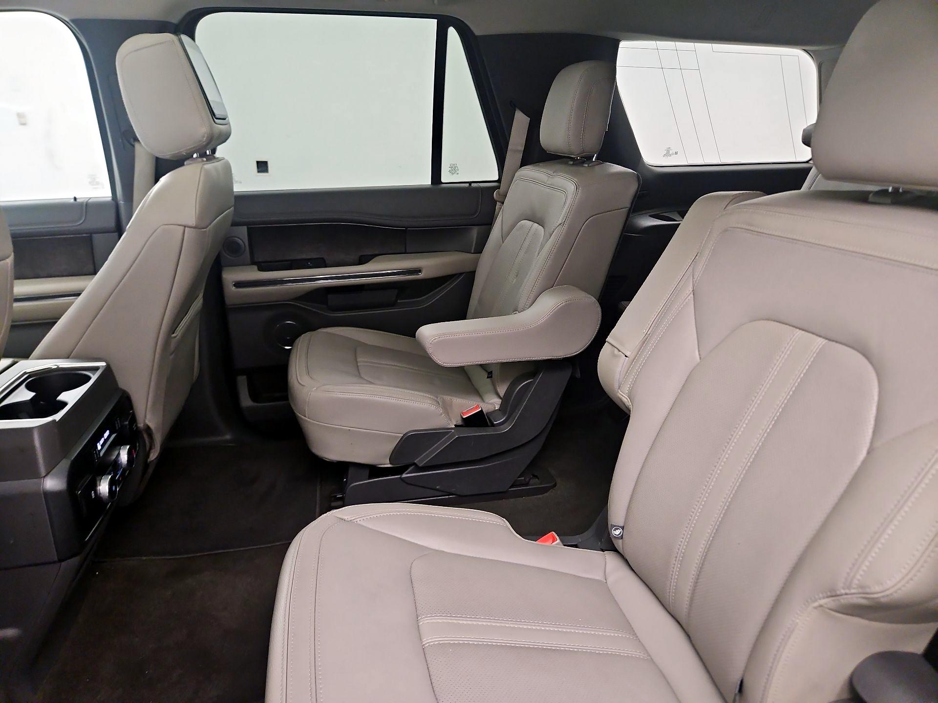 Thumbnail: 2019 Ford Expedition - 19