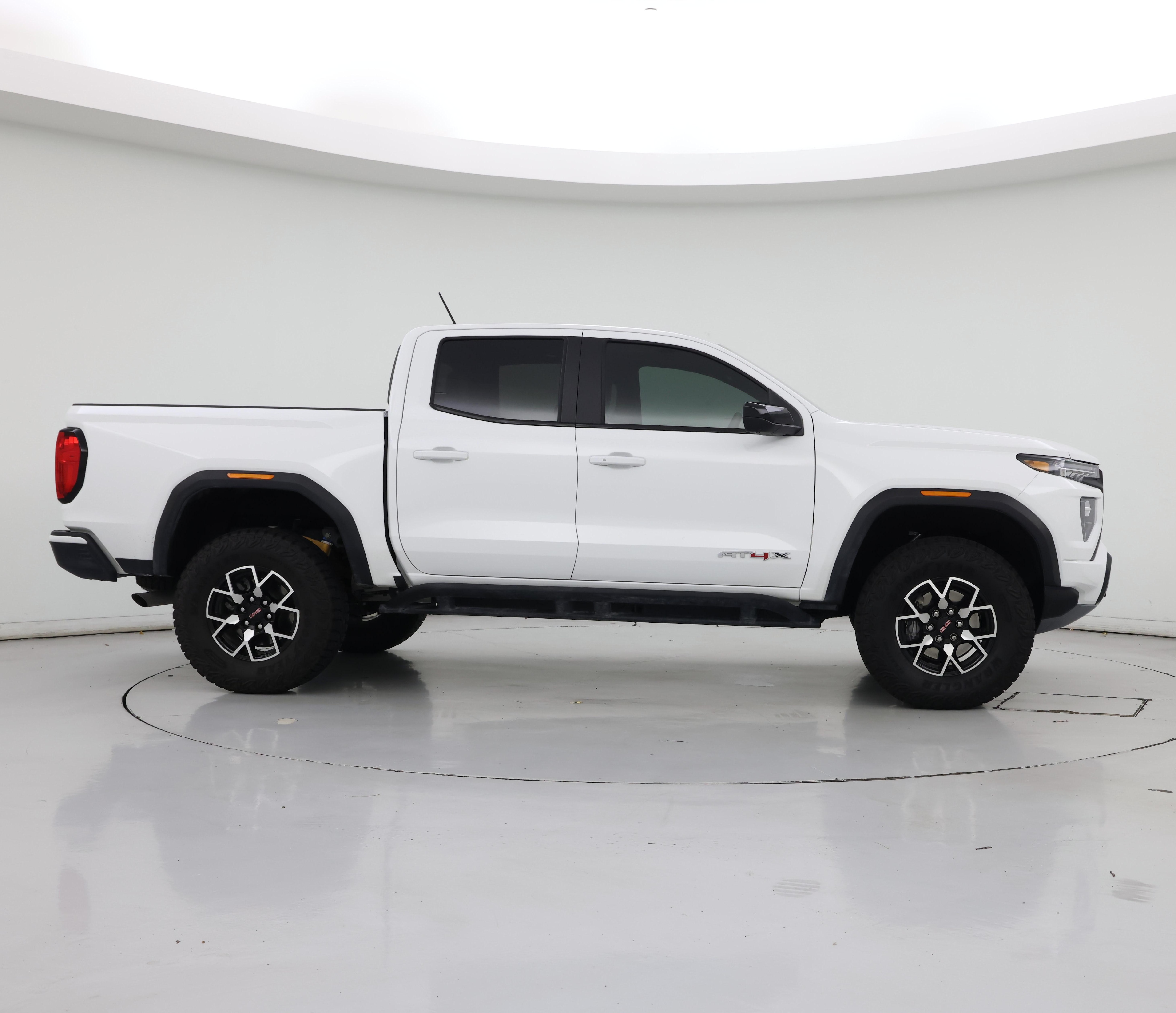 Thumbnail: 2026 GMC Canyon - 7