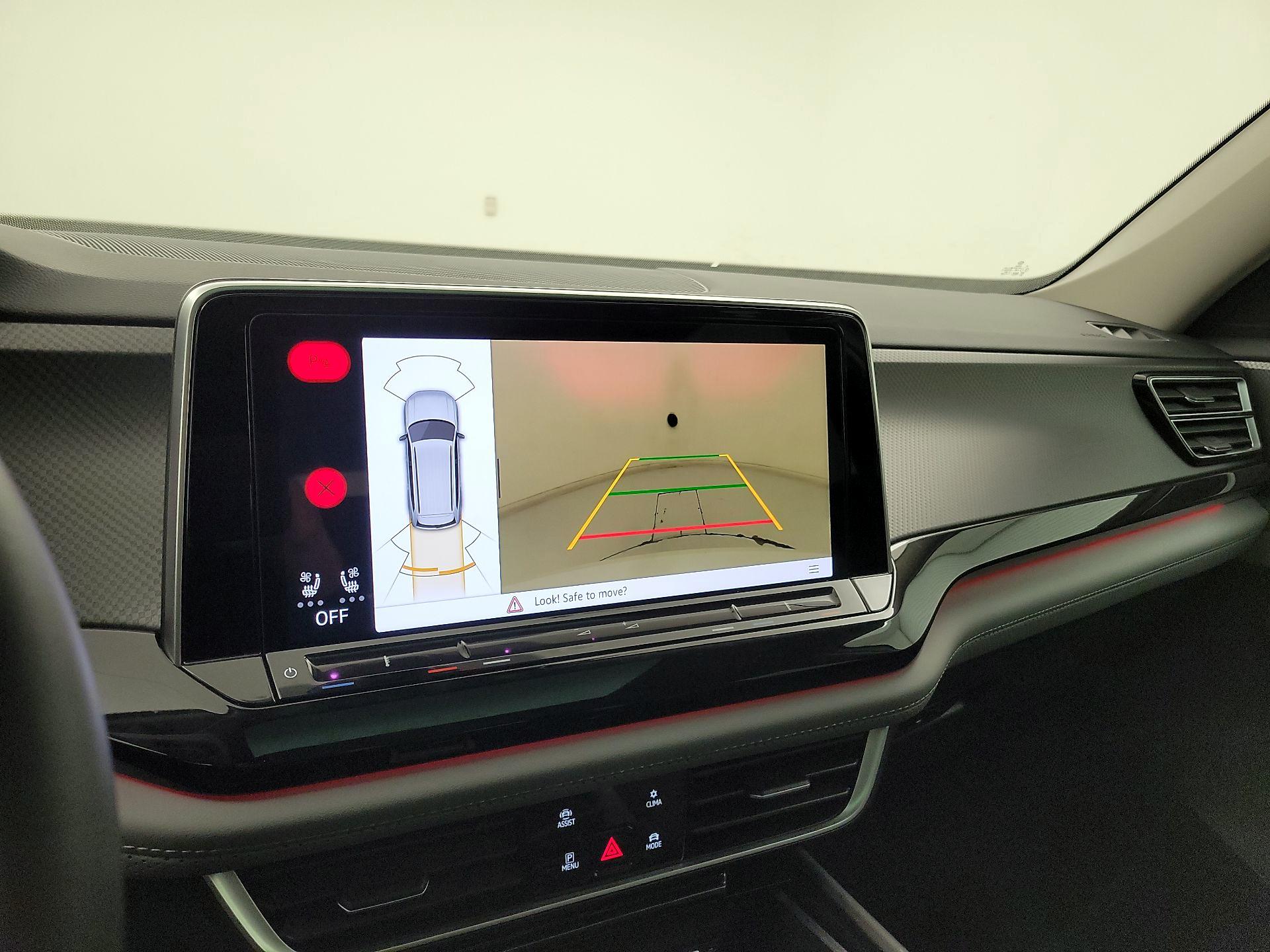 Thumbnail: 2024 Volkswagen Atlas - 15