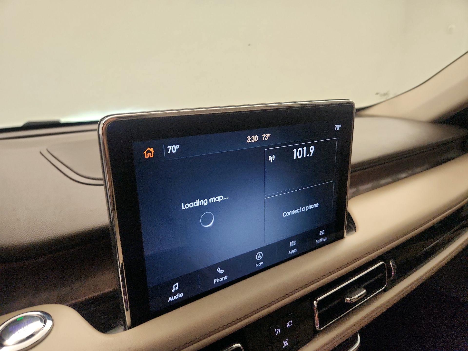 Thumbnail: 2020 Lincoln Aviator - 13