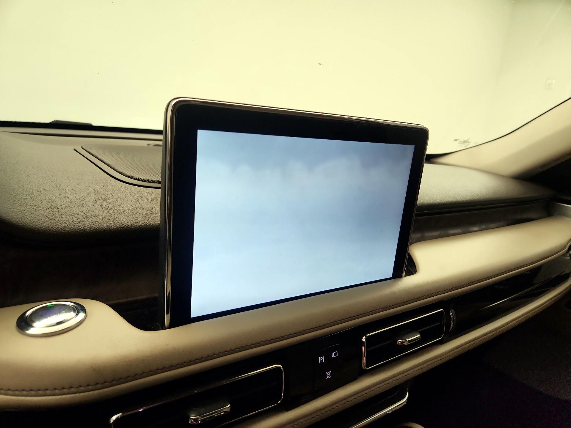 Thumbnail: 2020 Lincoln Aviator - 15