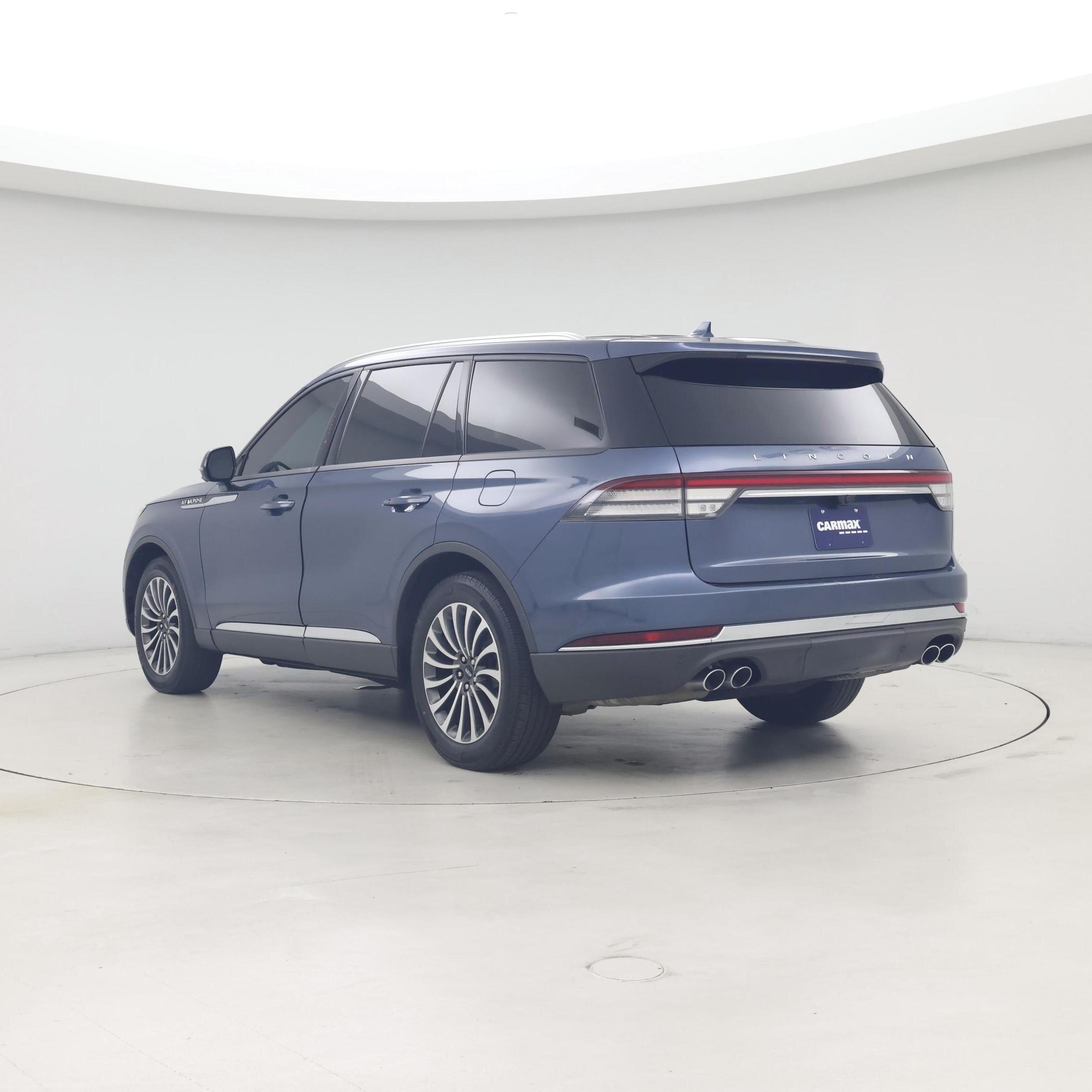 Thumbnail: 2020 Lincoln Aviator - 2