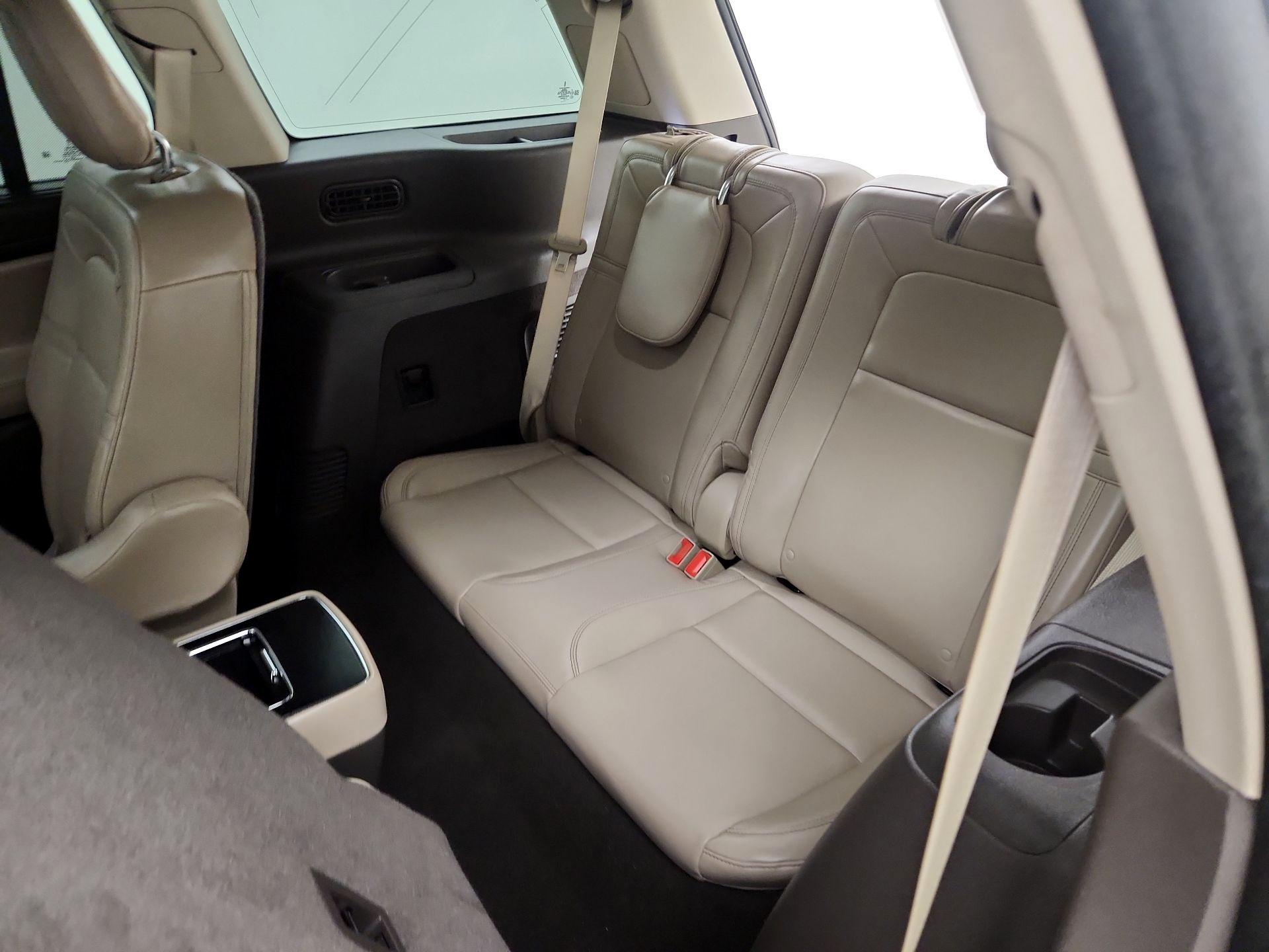 Thumbnail: 2020 Lincoln Aviator - 20