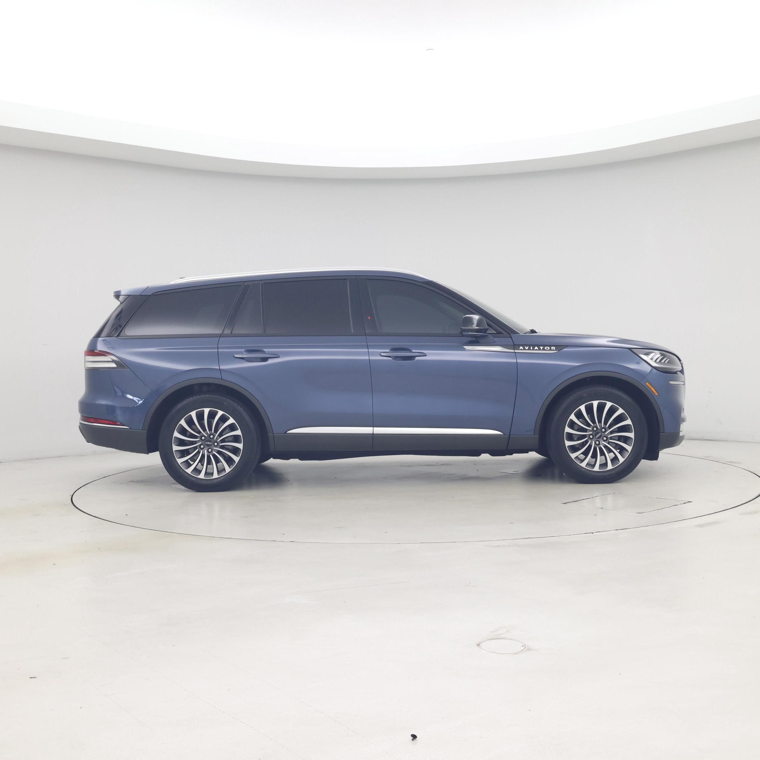Thumbnail: 2020 Lincoln Aviator - 7