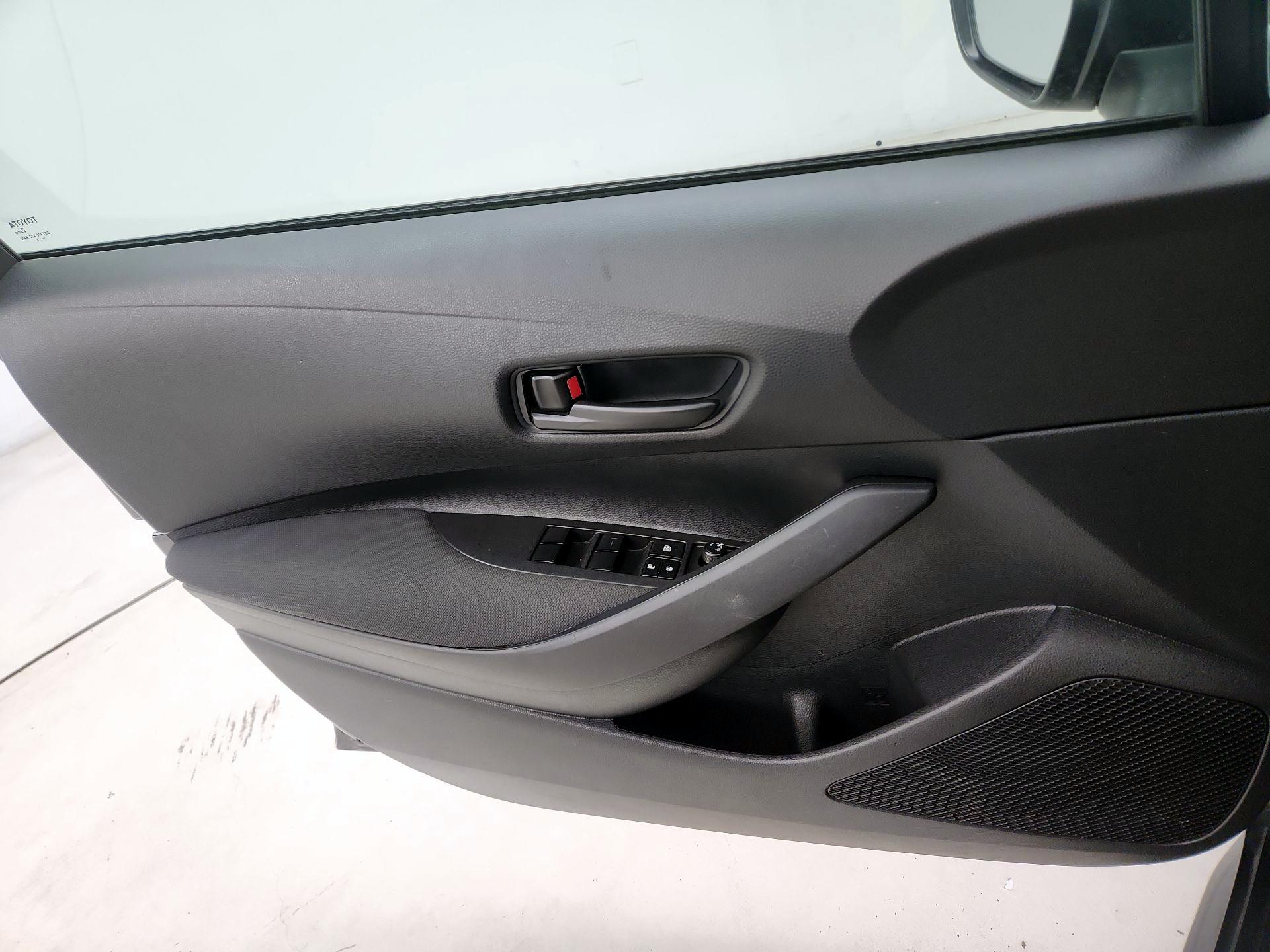 Thumbnail: 2025 Toyota Corolla - 12