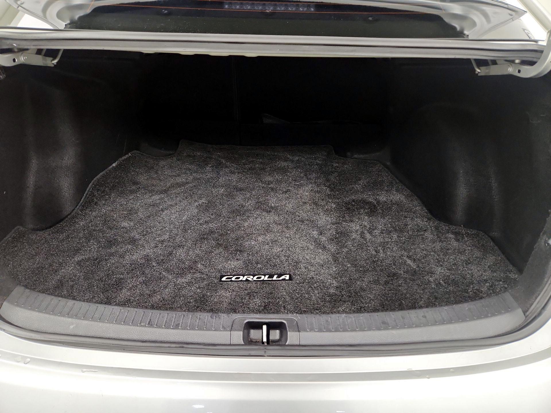 Thumbnail: 2021 Toyota Corolla - 16