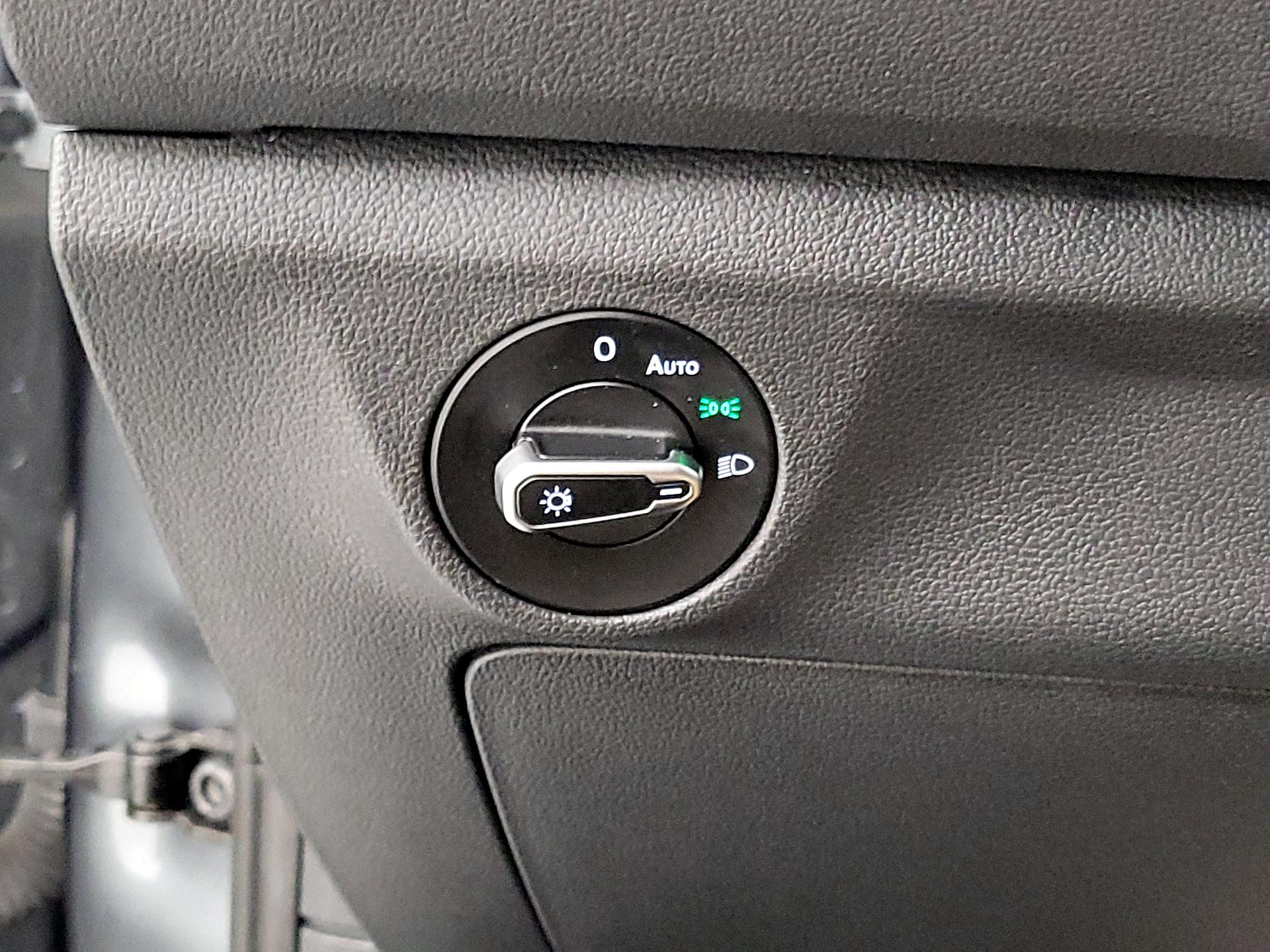 Thumbnail: 2024 Volkswagen Jetta - 13