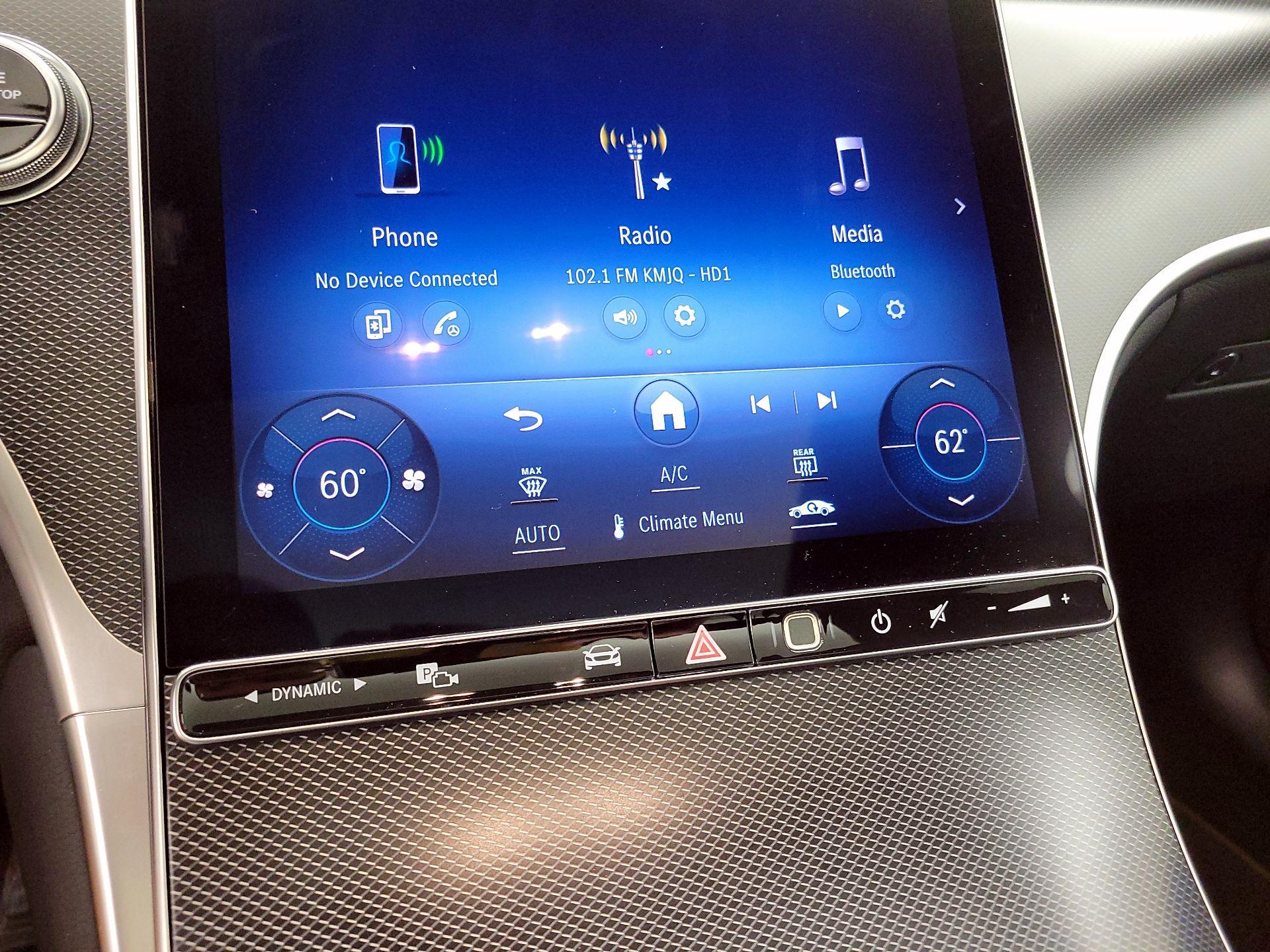 Thumbnail: 2024 Mercedes-Benz GLC - 16