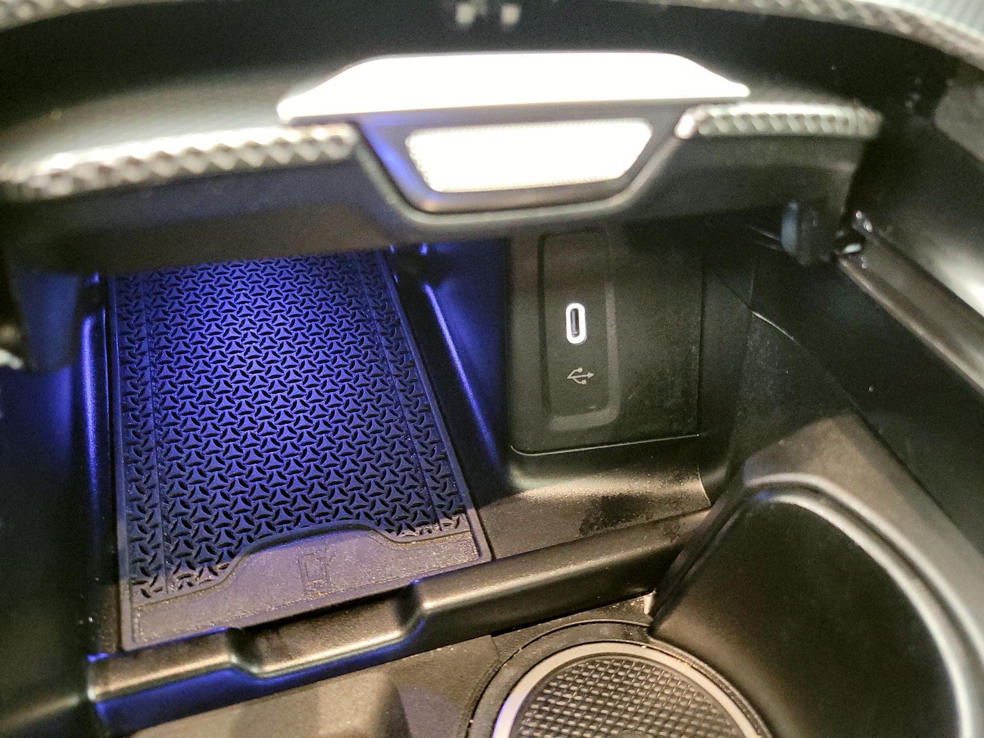 Thumbnail: 2024 Mercedes-Benz GLC - 18