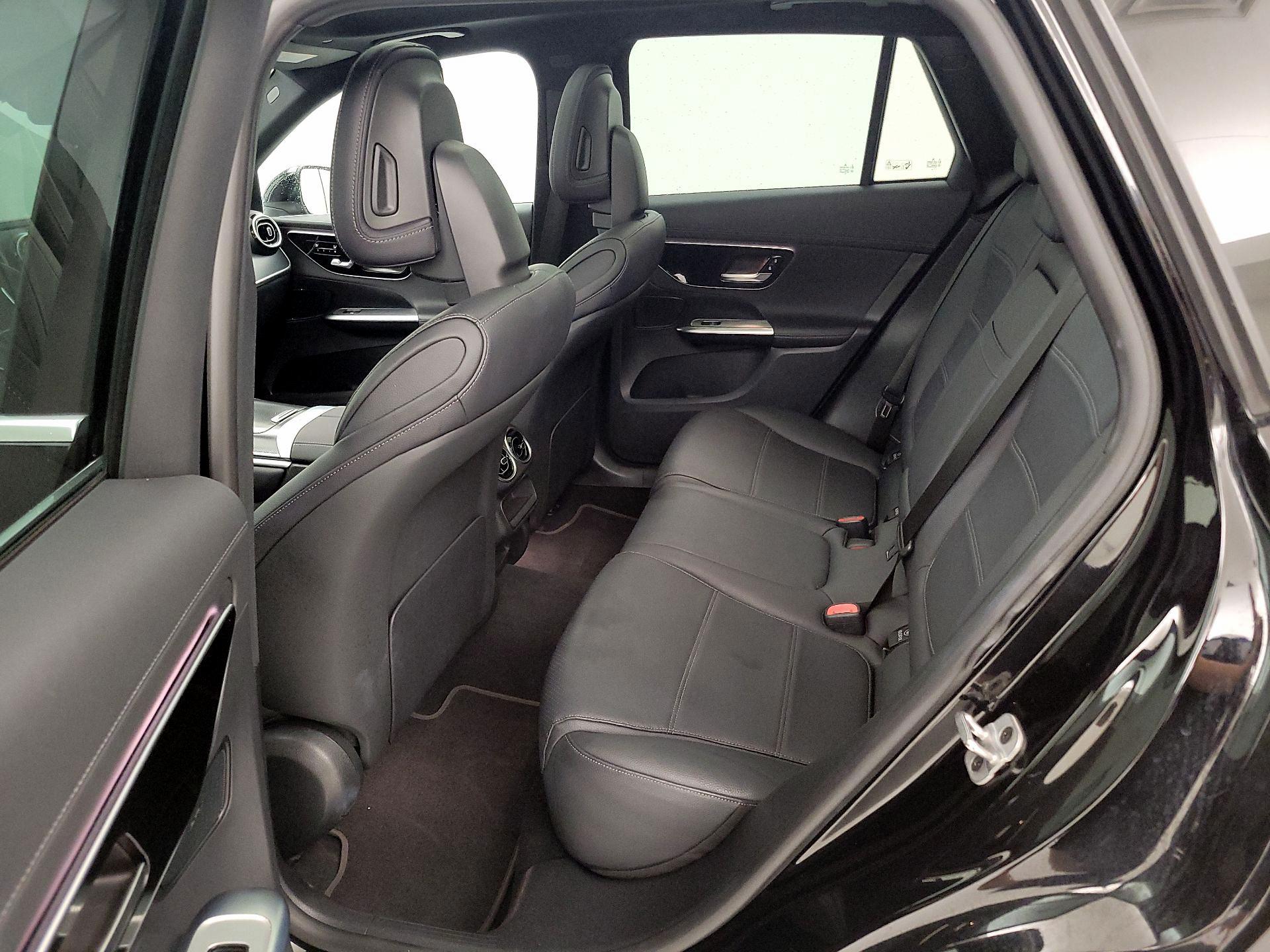 Thumbnail: 2024 Mercedes-Benz GLC - 20