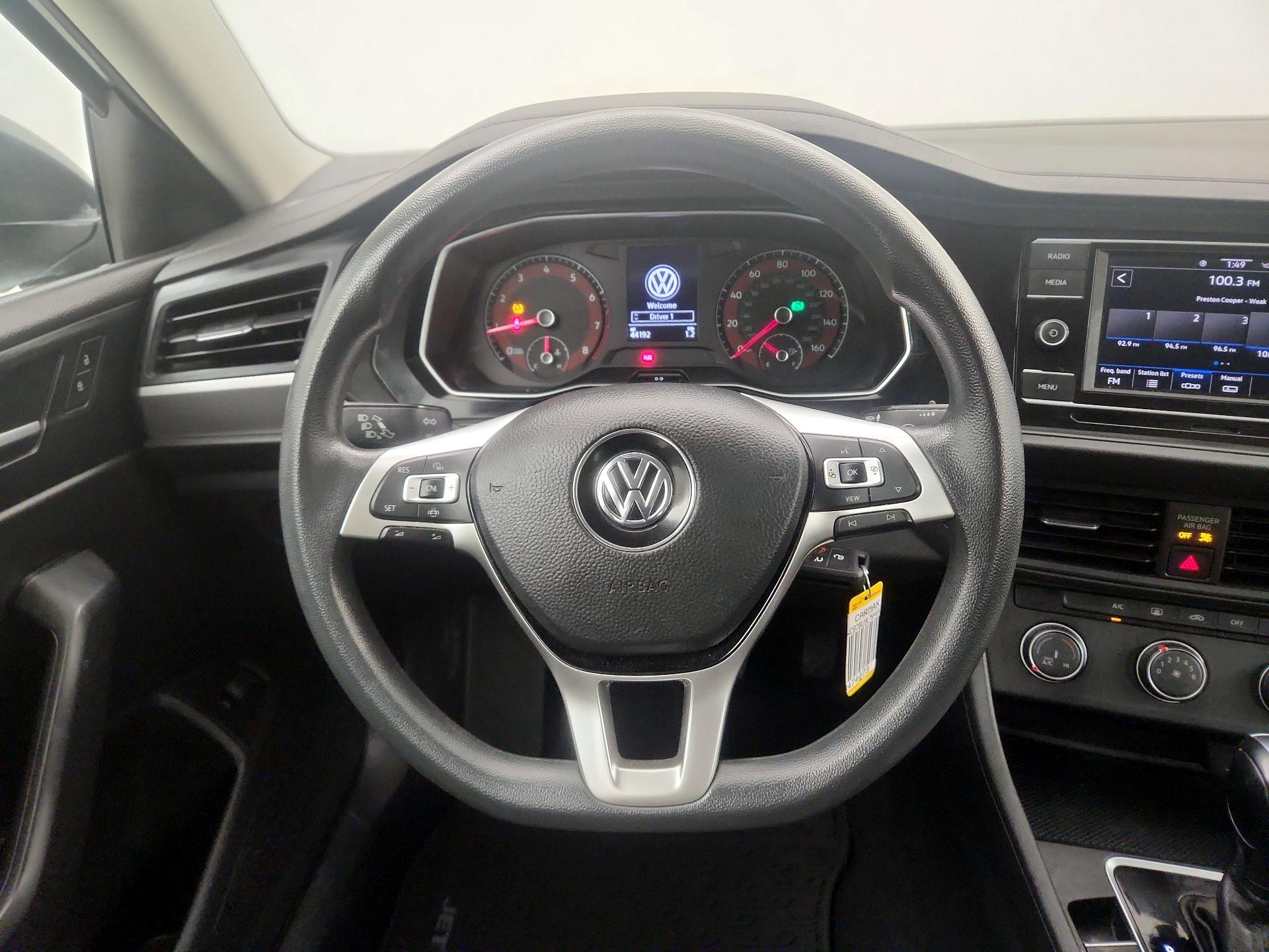 Thumbnail: 2020 Volkswagen Jetta - 10