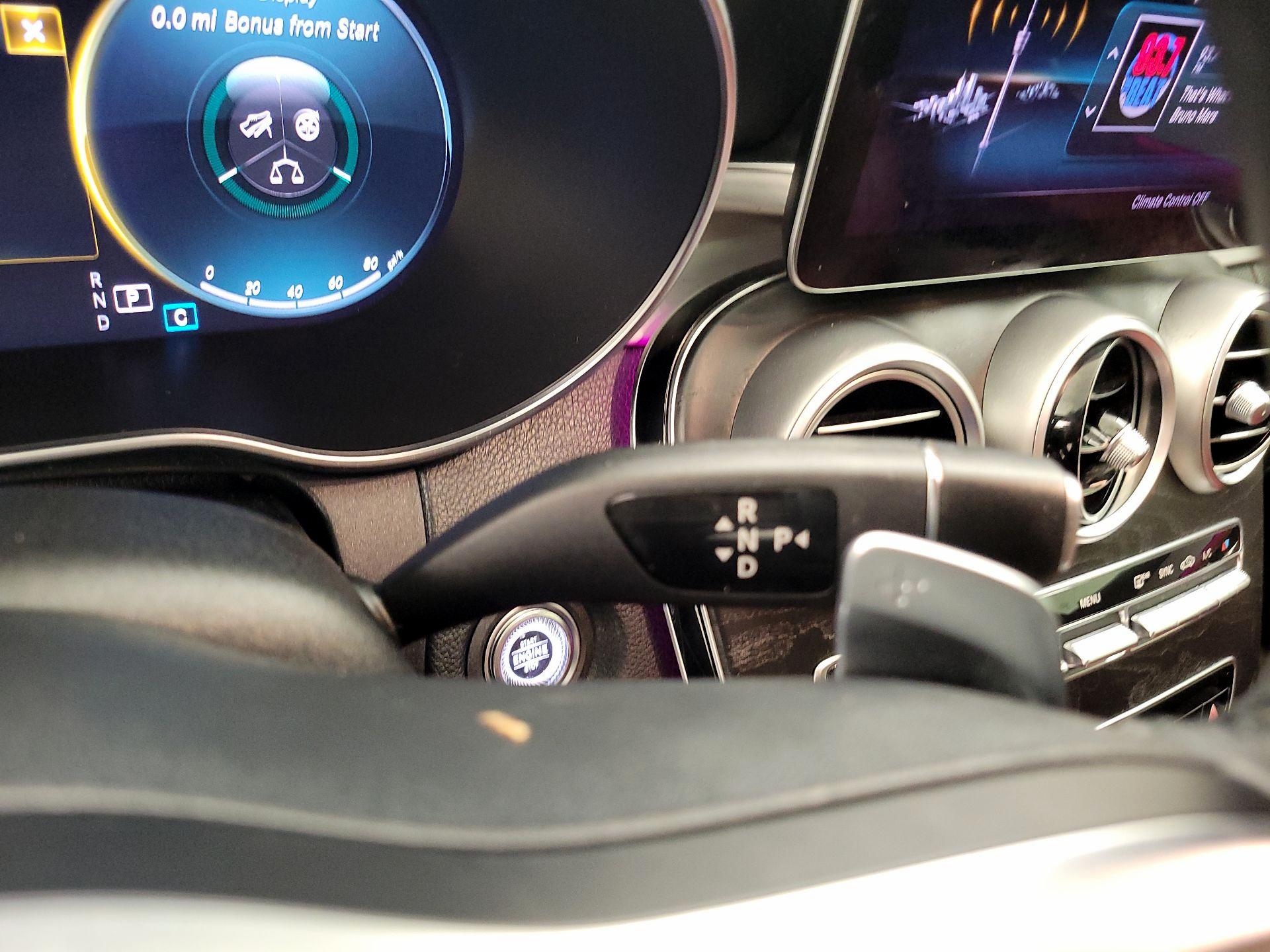 Thumbnail: 2020 Mercedes-Benz C-Class - 17