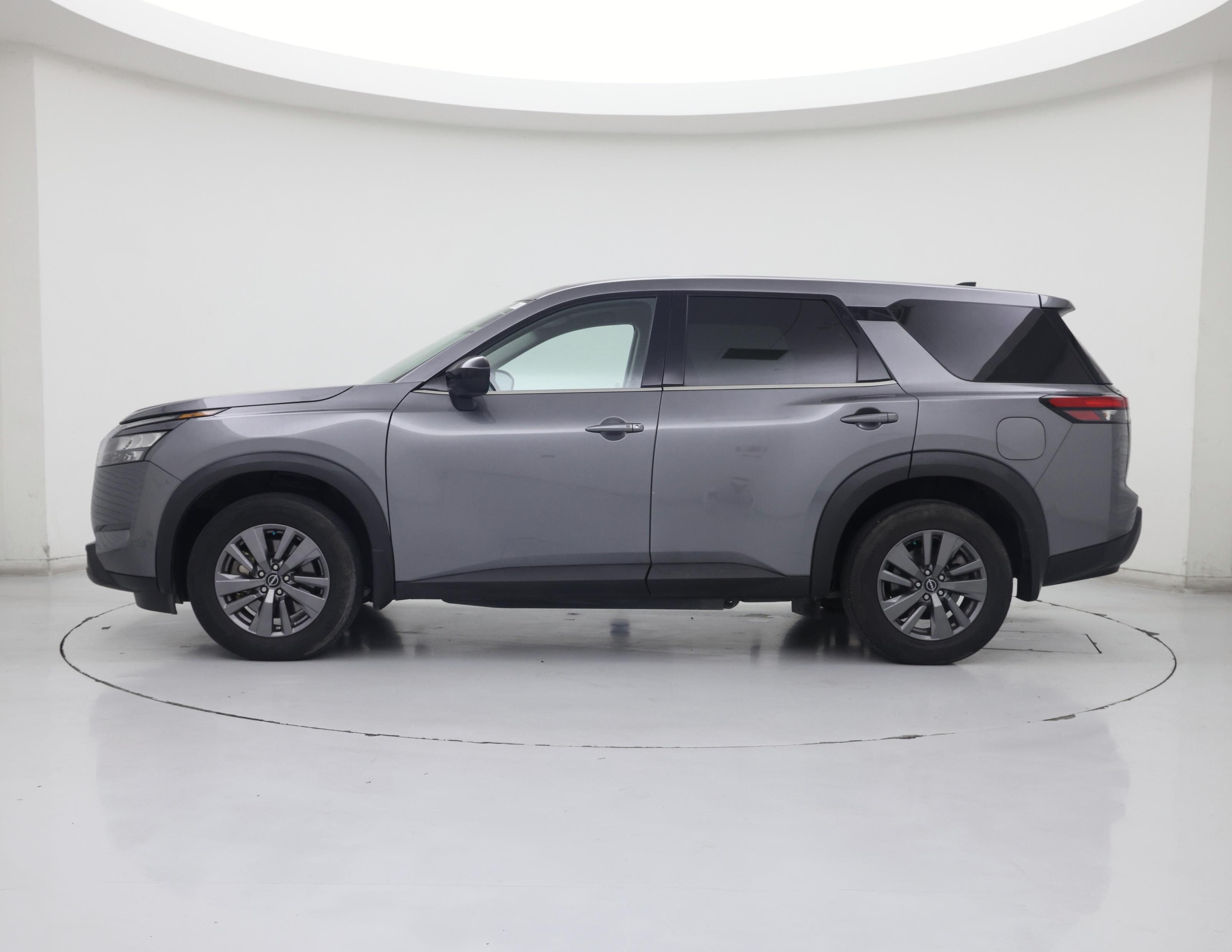 Thumbnail: 2023 Nissan Pathfinder - 3