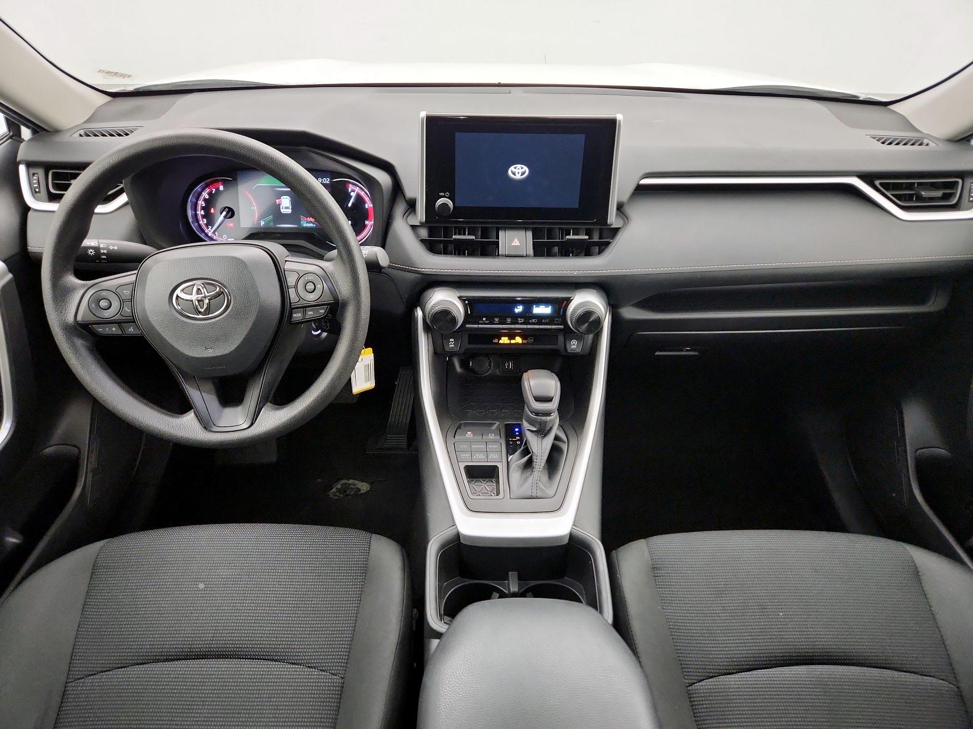 Thumbnail: 2024 Toyota RAV4 - 9