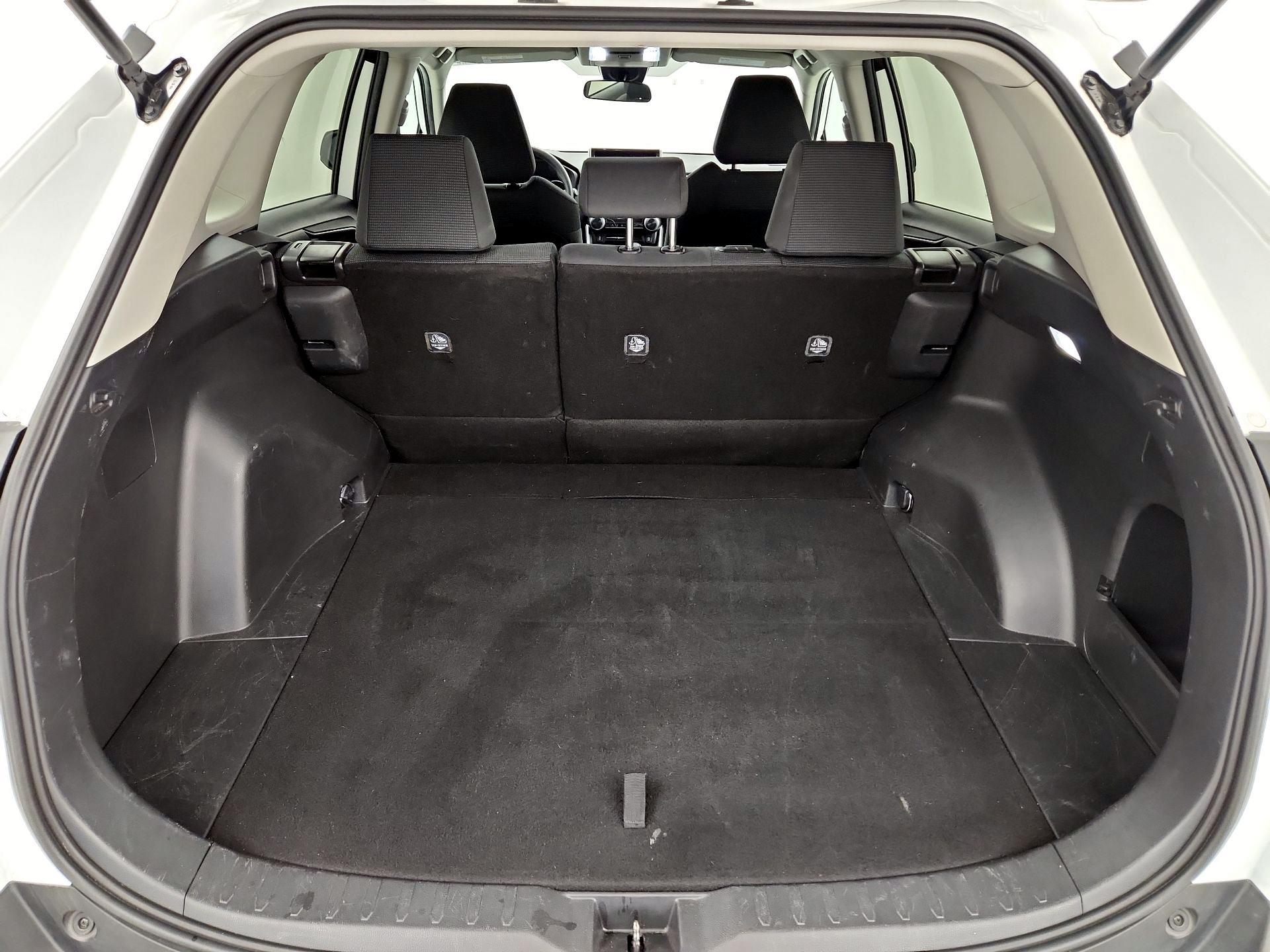 Thumbnail: 2024 Toyota RAV4 - 16