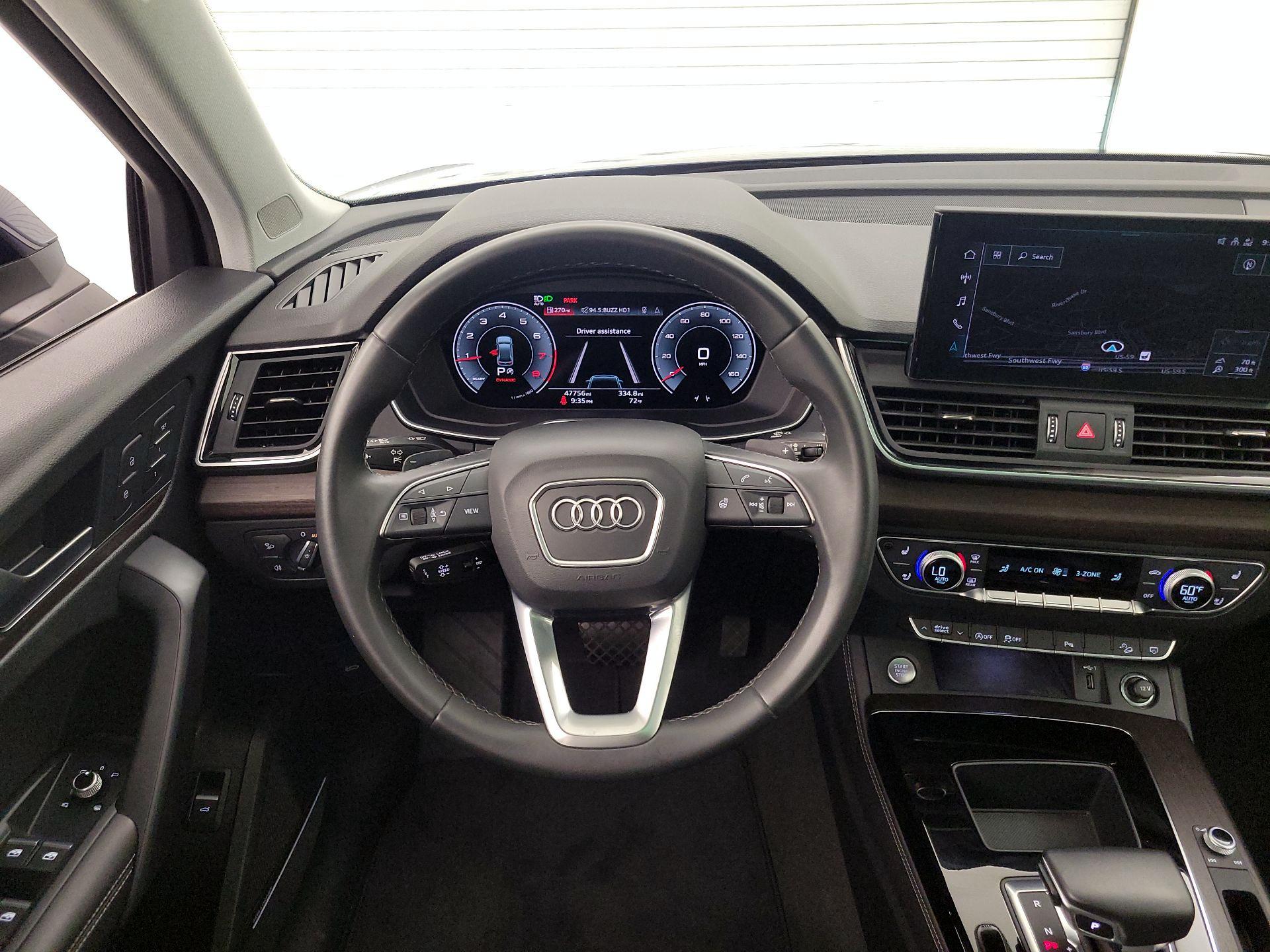 Thumbnail: 2022 Audi Q5 - 10