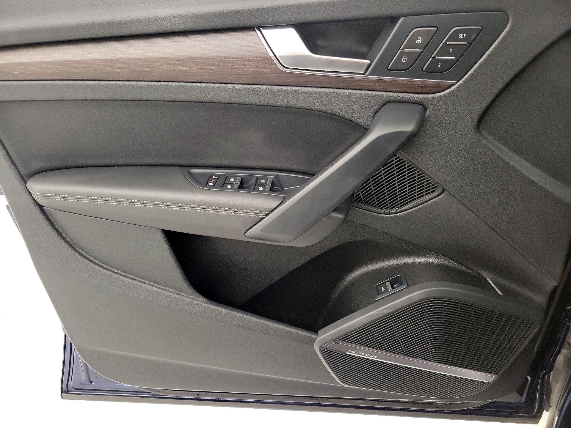 Thumbnail: 2022 Audi Q5 - 12