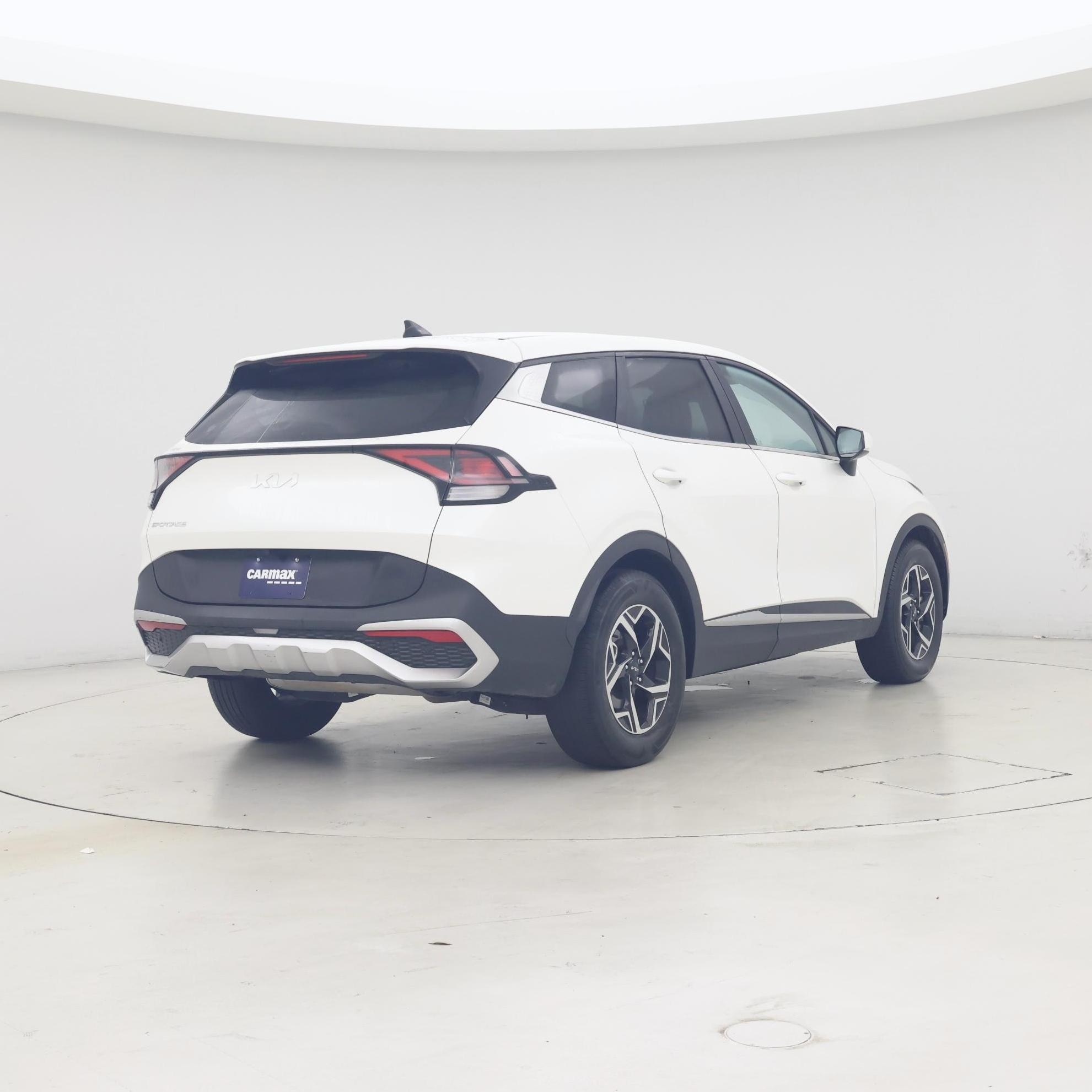 Thumbnail: 2024 Kia Sportage - 8