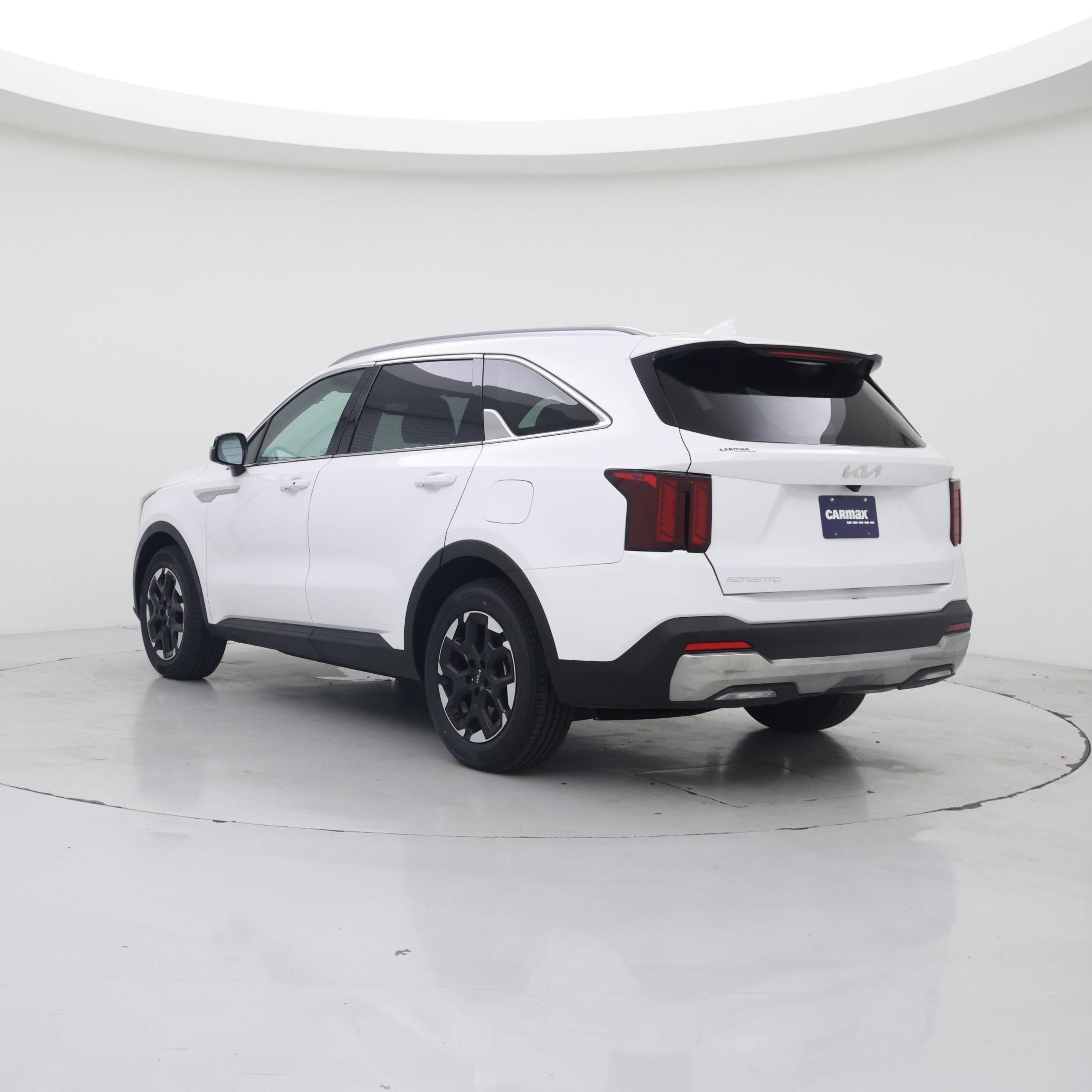 Thumbnail: 2024 Kia Sorento - 2