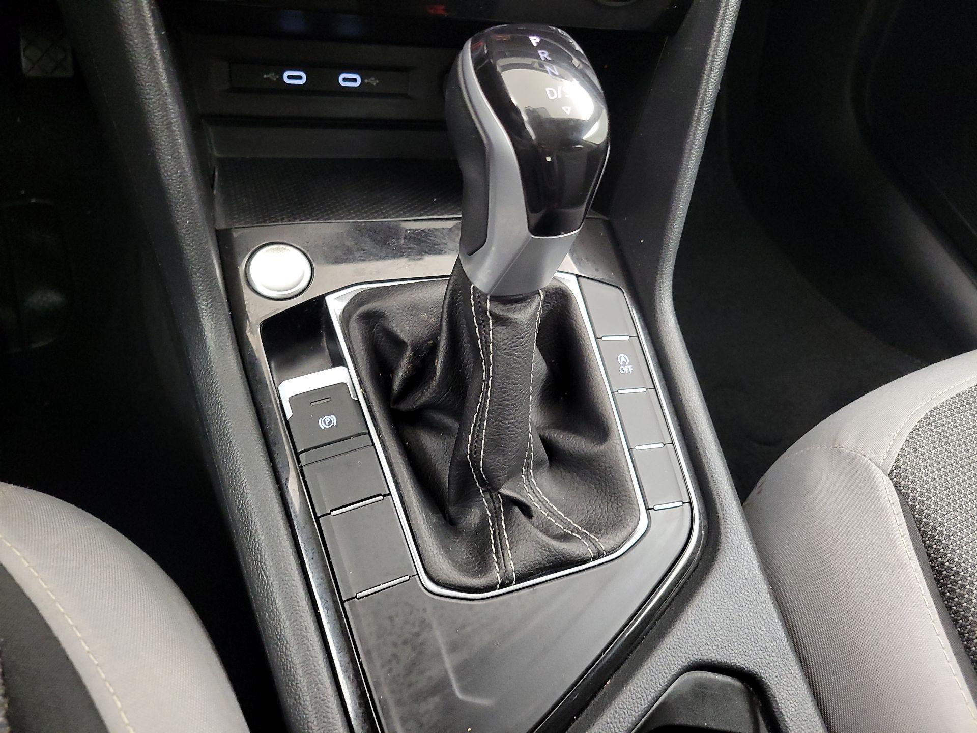 Thumbnail: 2024 Volkswagen Taos - 17