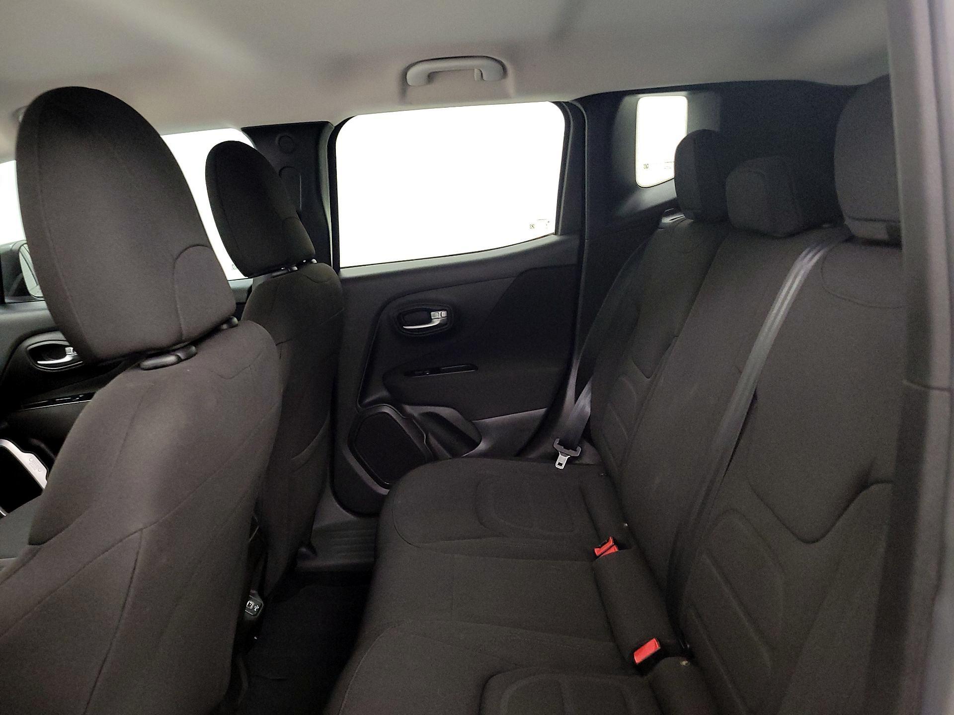 Thumbnail: 2021 Jeep Renegade - 19