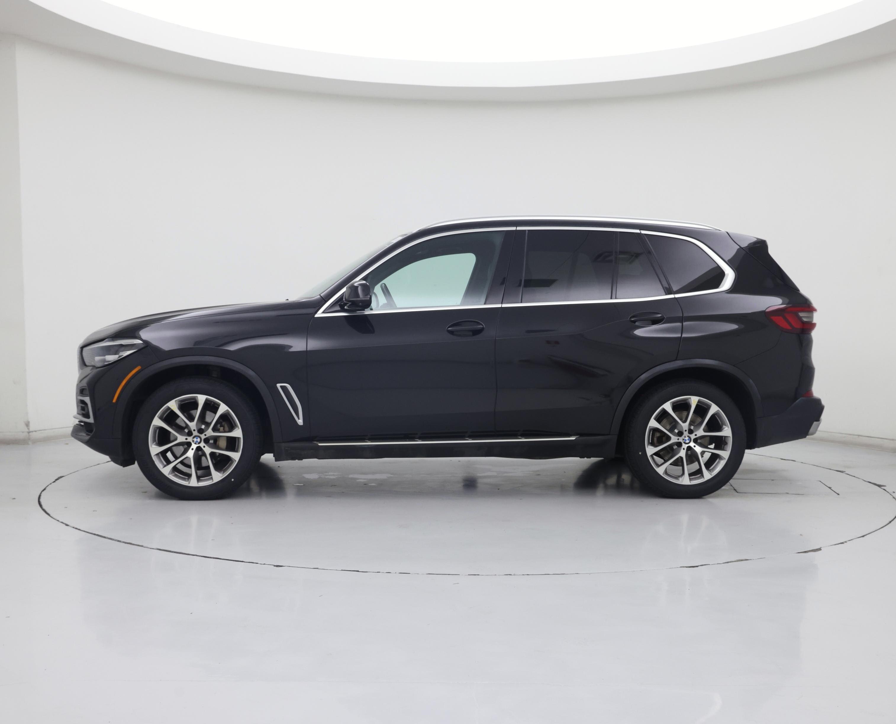 Thumbnail: 2023 BMW X5 - 3