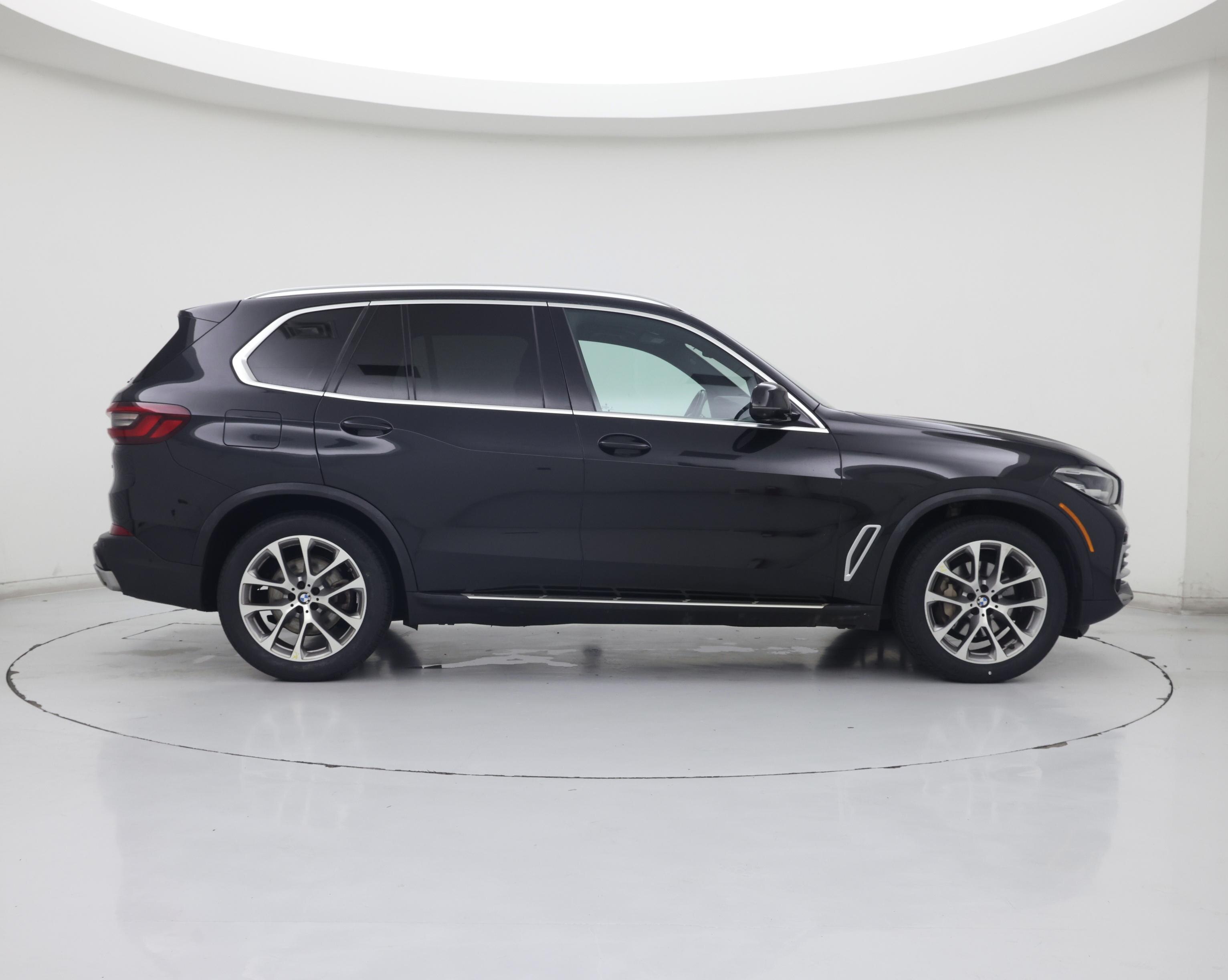 Thumbnail: 2023 BMW X5 - 7