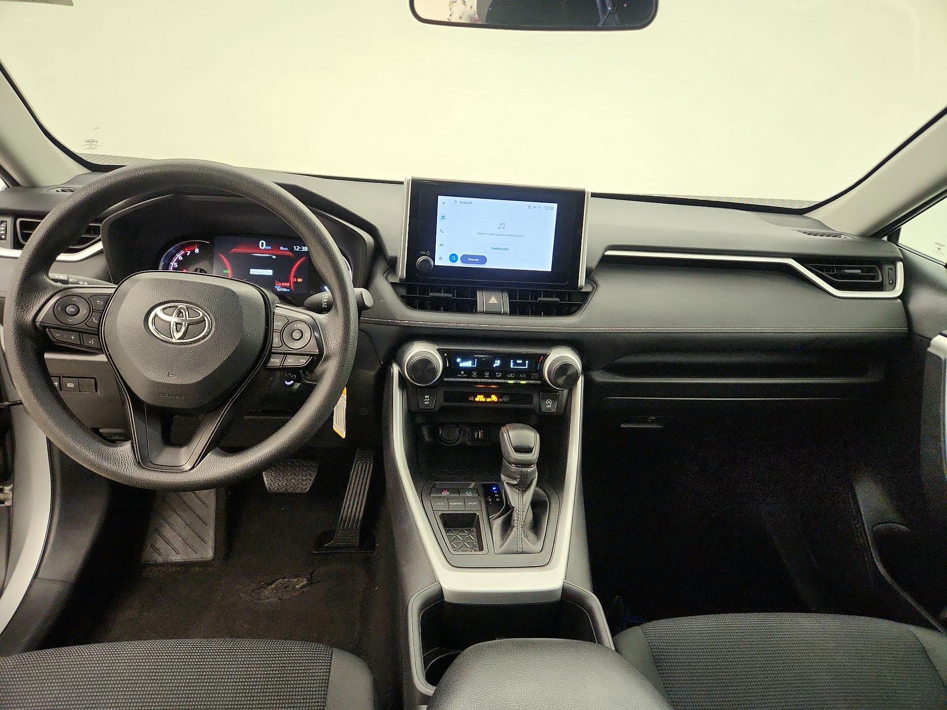 Thumbnail: 2024 Toyota RAV4 - 9