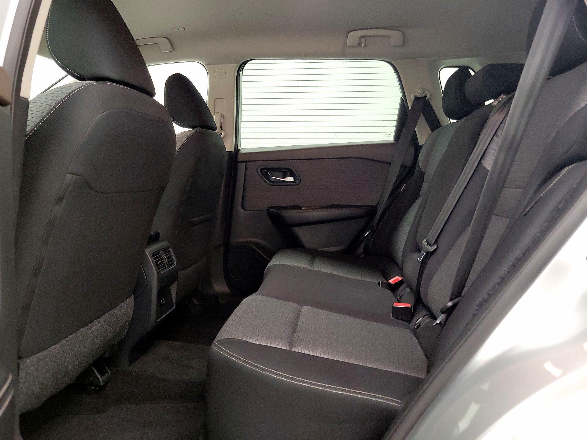 Thumbnail: 2023 Nissan Rogue - 19