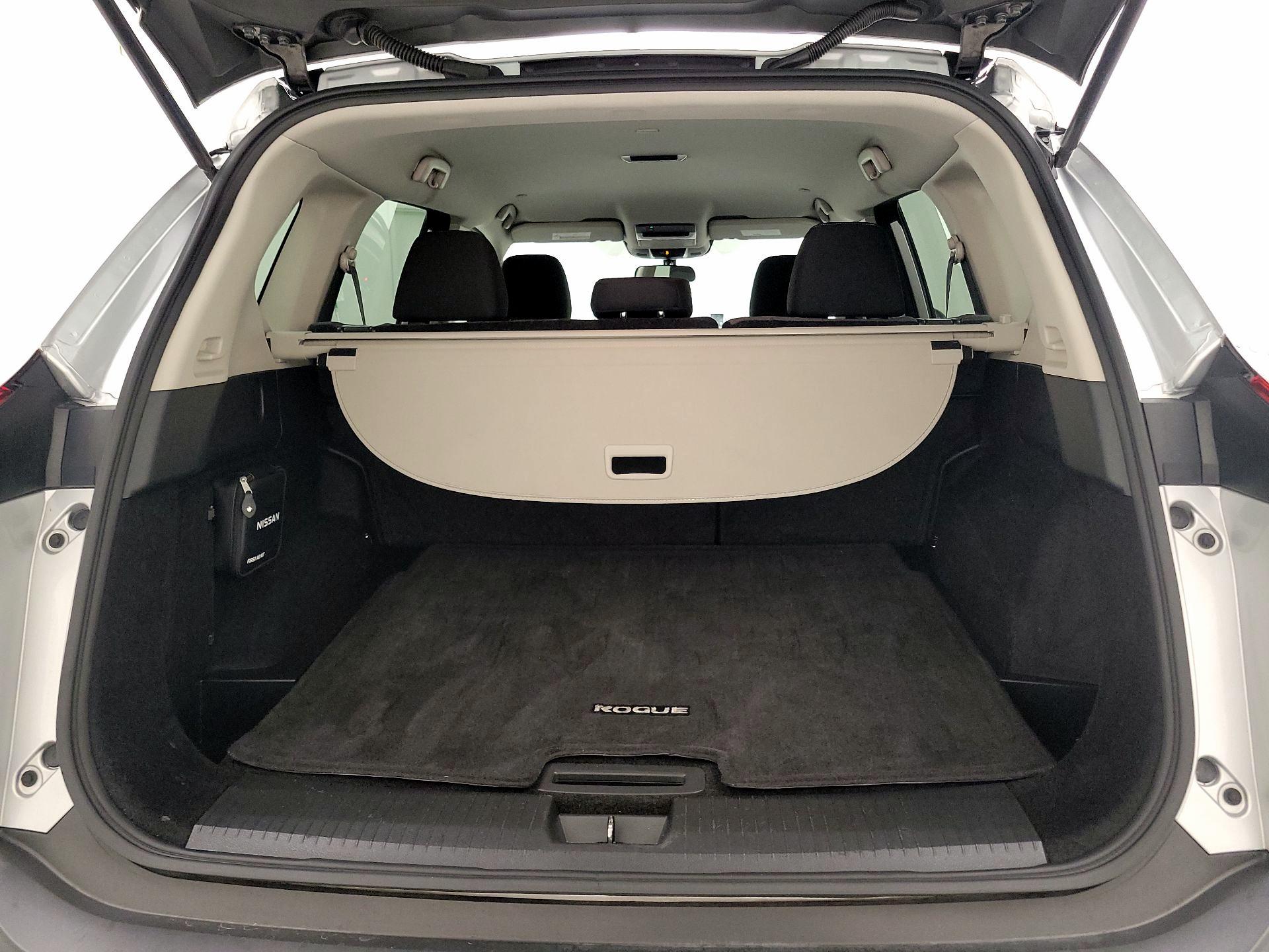 Thumbnail: 2023 Nissan Rogue - 20