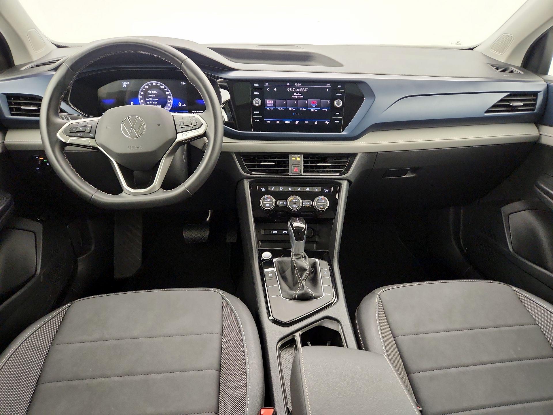 Thumbnail: 2024 Volkswagen Taos - 9