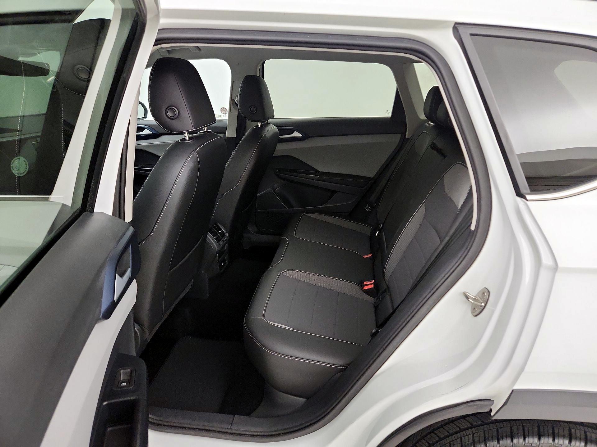 Thumbnail: 2024 Volkswagen Taos - 20