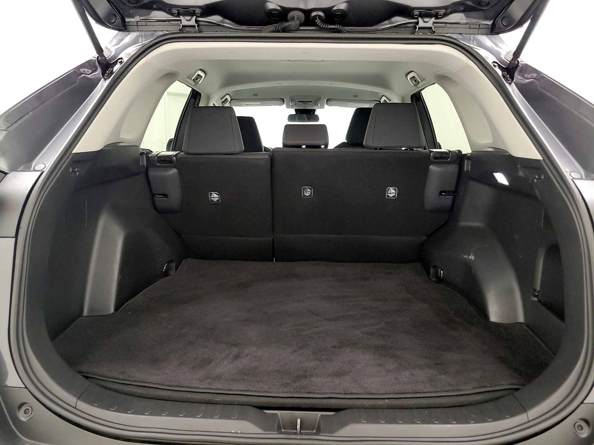 Thumbnail: 2025 Toyota RAV4 - 20