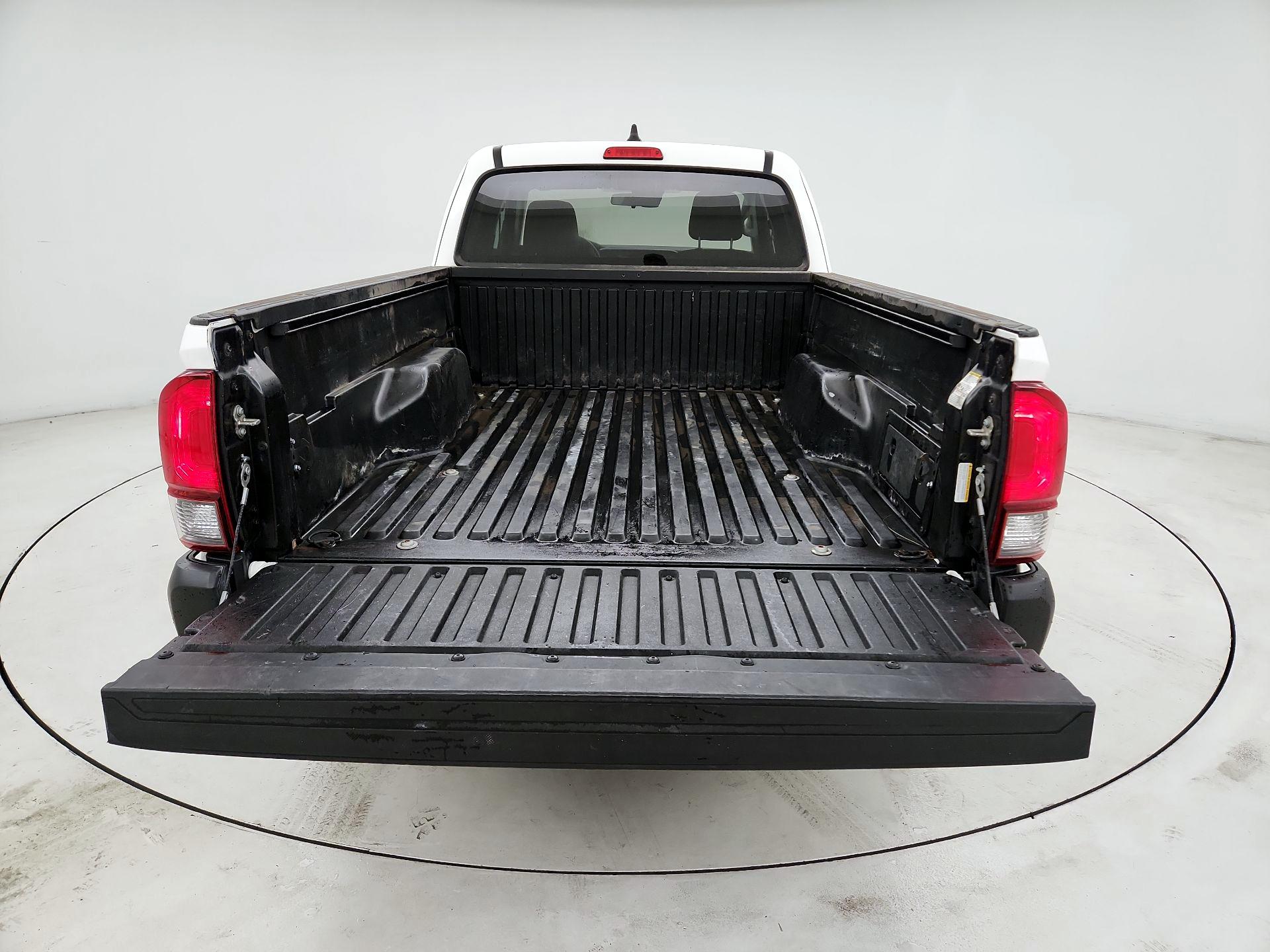 Thumbnail: 2021 Toyota Tacoma - 19