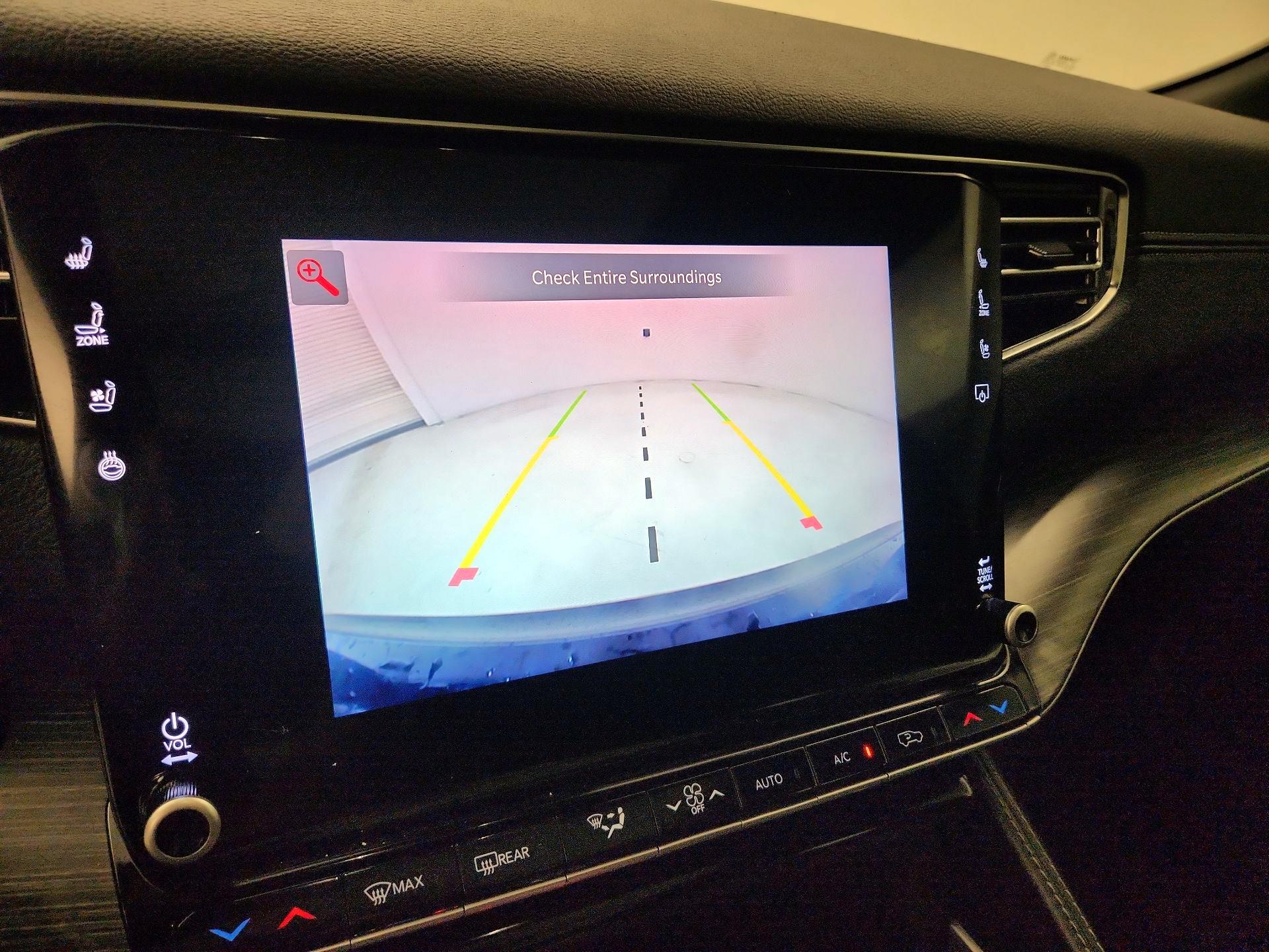 Thumbnail: 2023 Jeep Wagoneer - 15