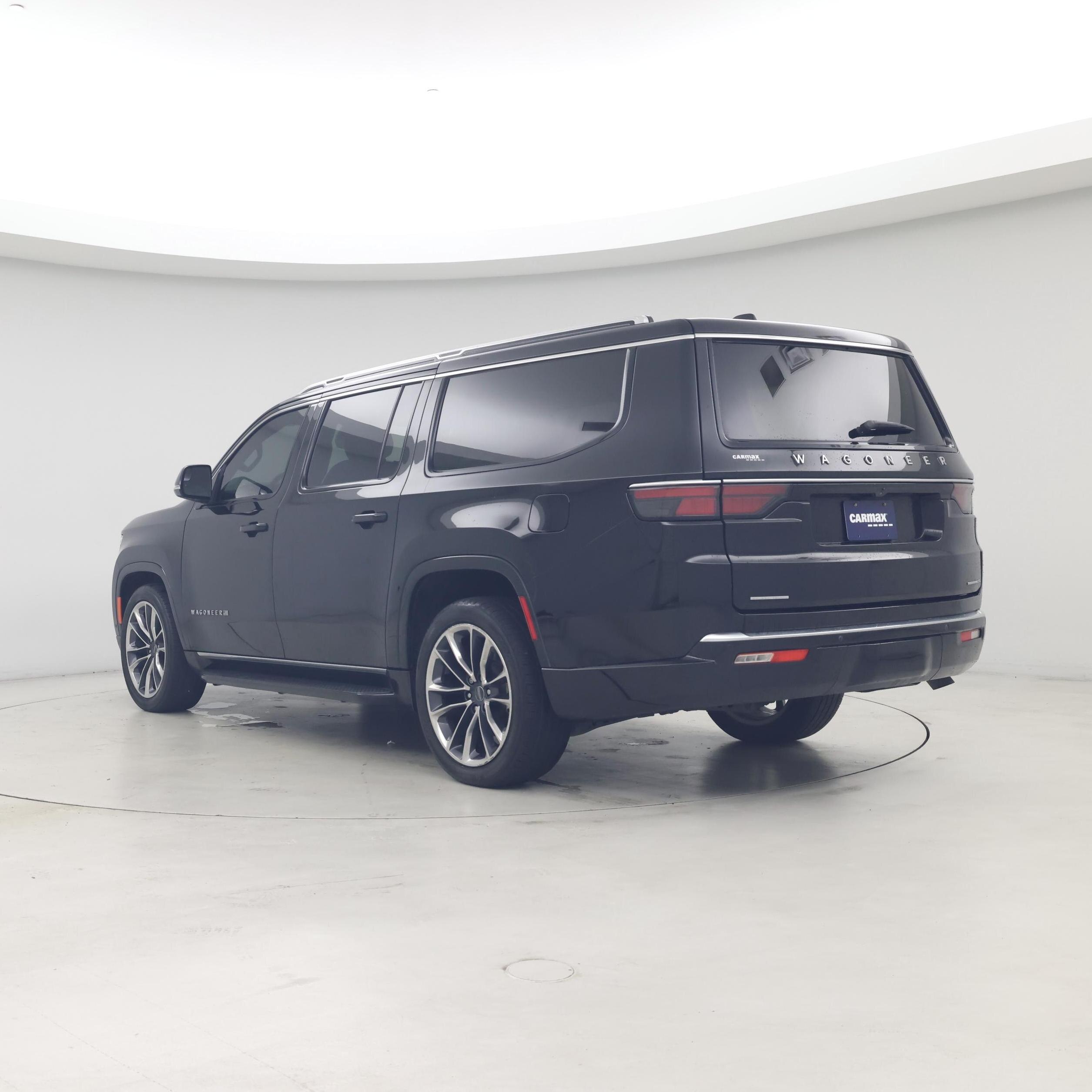 Thumbnail: 2023 Jeep Wagoneer - 2