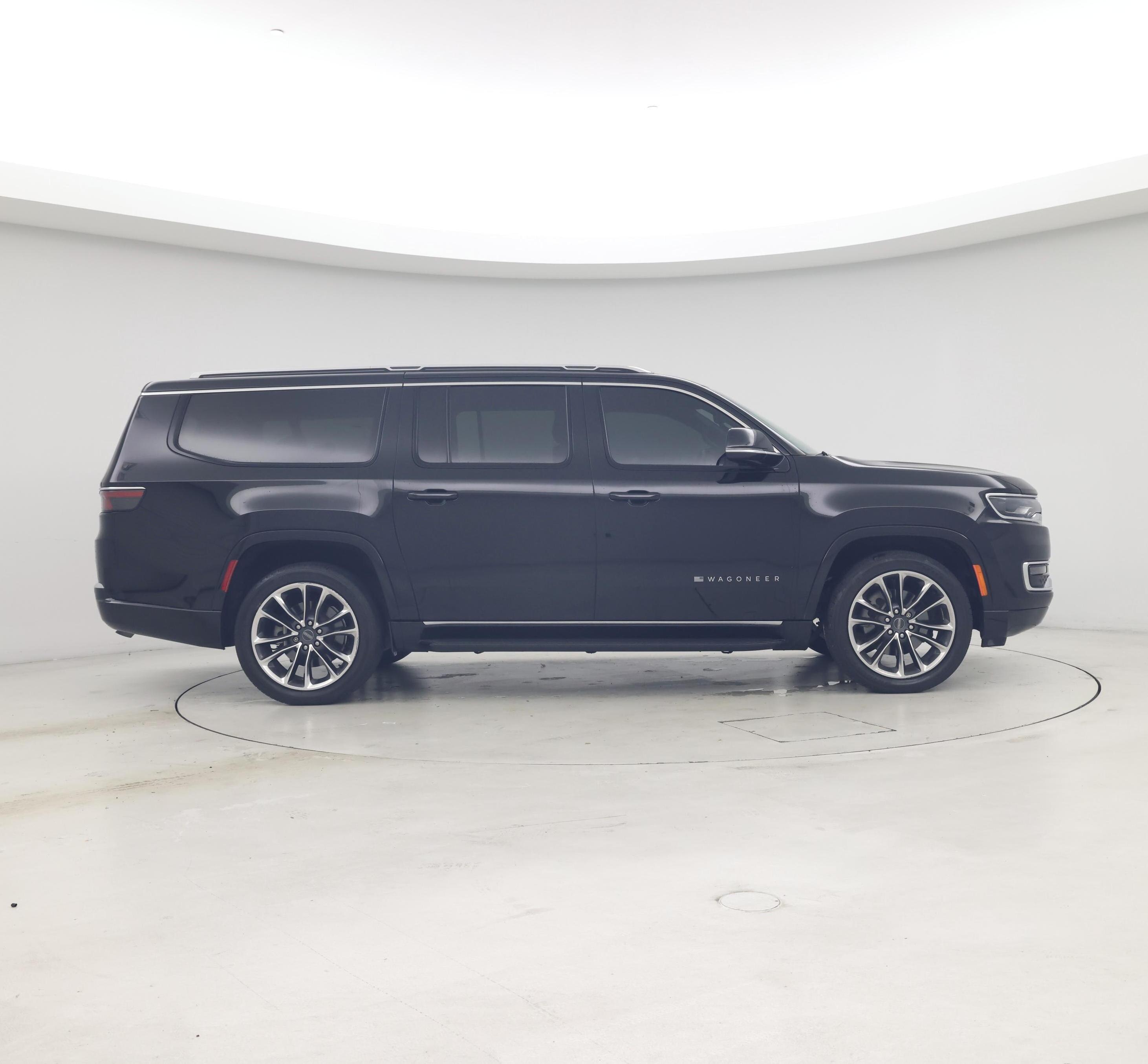 Thumbnail: 2023 Jeep Wagoneer - 7