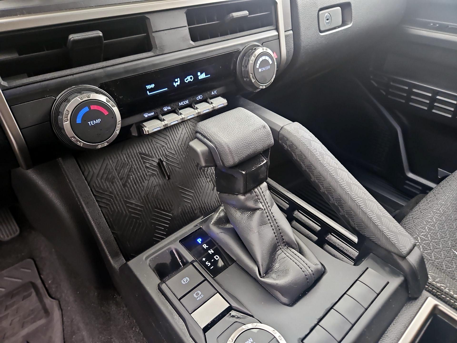 Thumbnail: 2025 Toyota 4Runner - 15