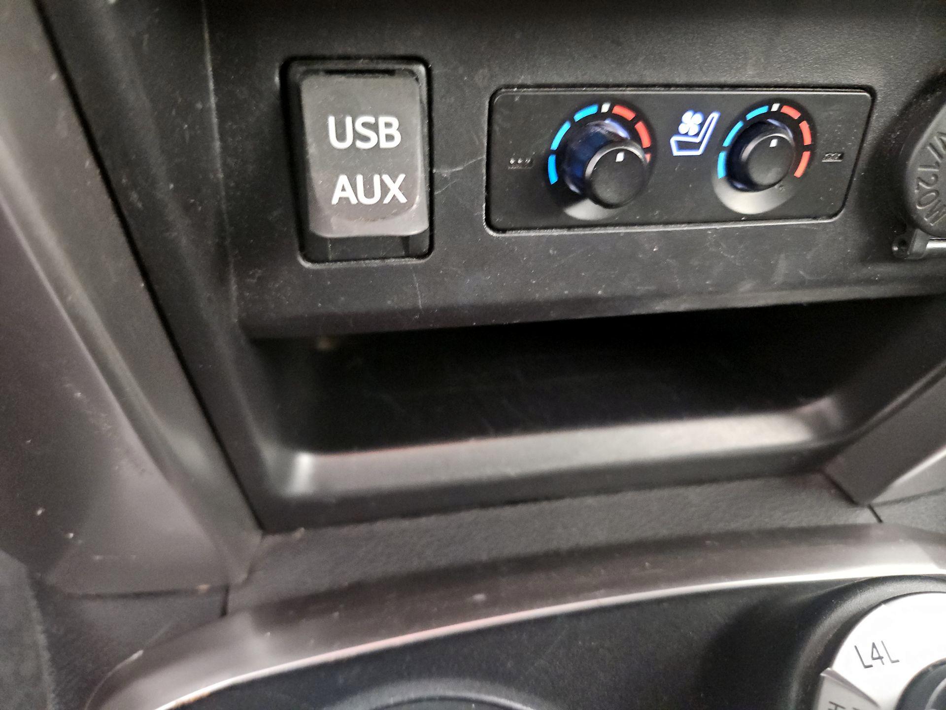 Thumbnail: 2018 Toyota 4Runner - 18