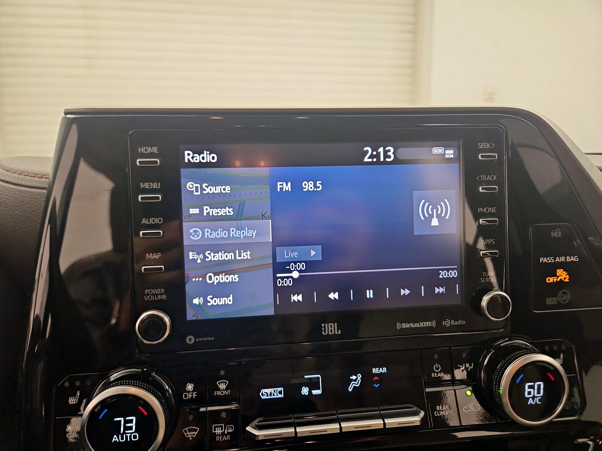 Thumbnail: 2020 Toyota Highlander - 15