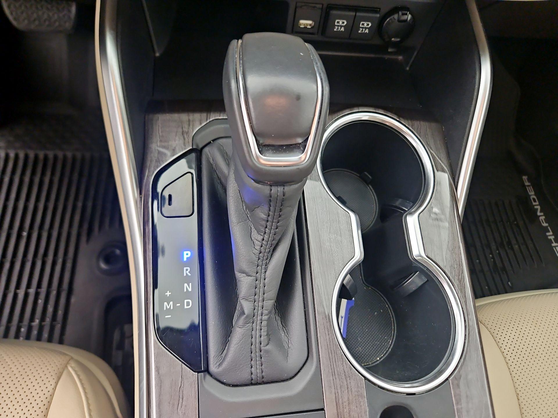 Thumbnail: 2020 Toyota Highlander - 17