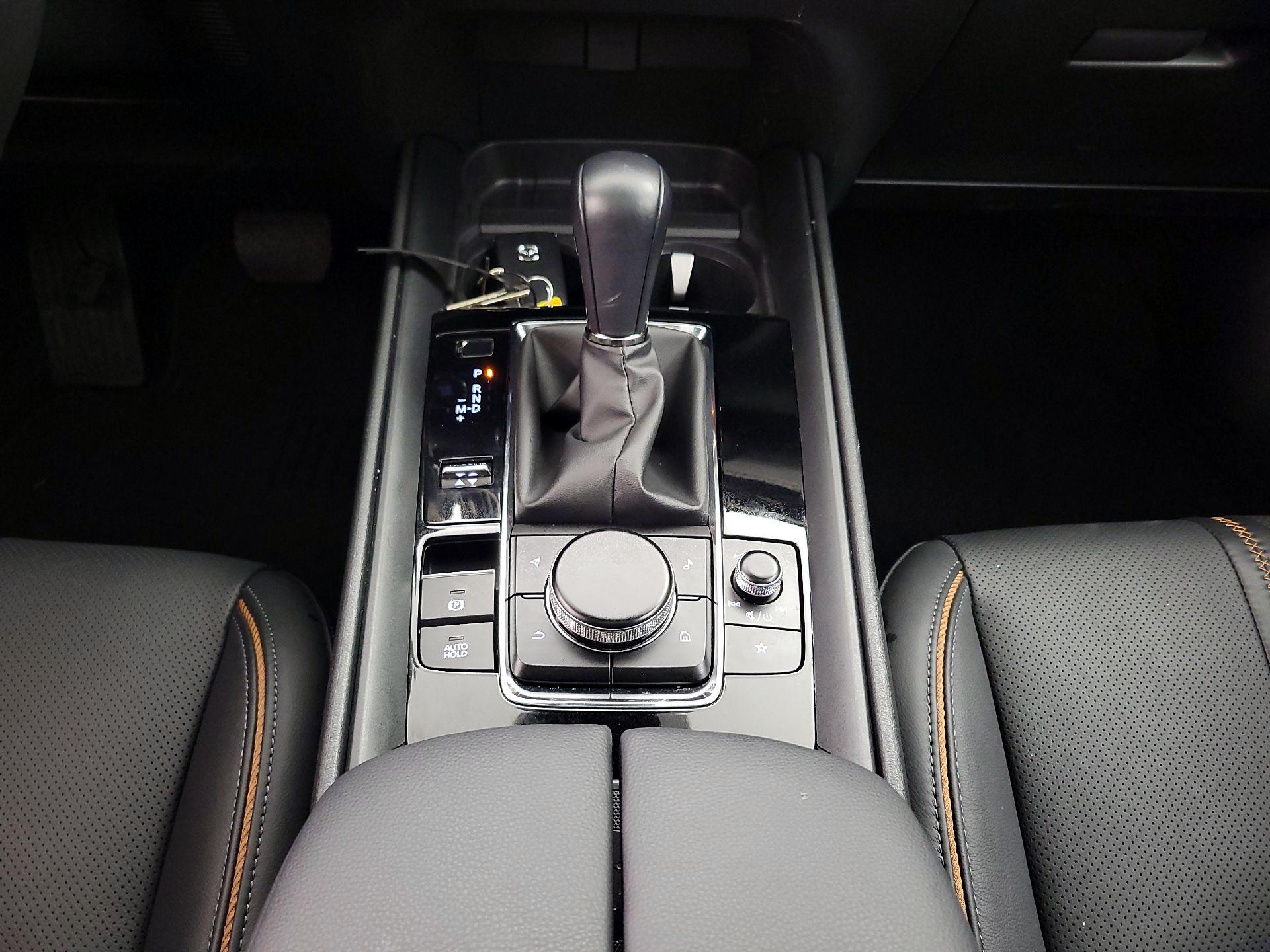 Thumbnail: 2025 Mazda CX-50 - 18