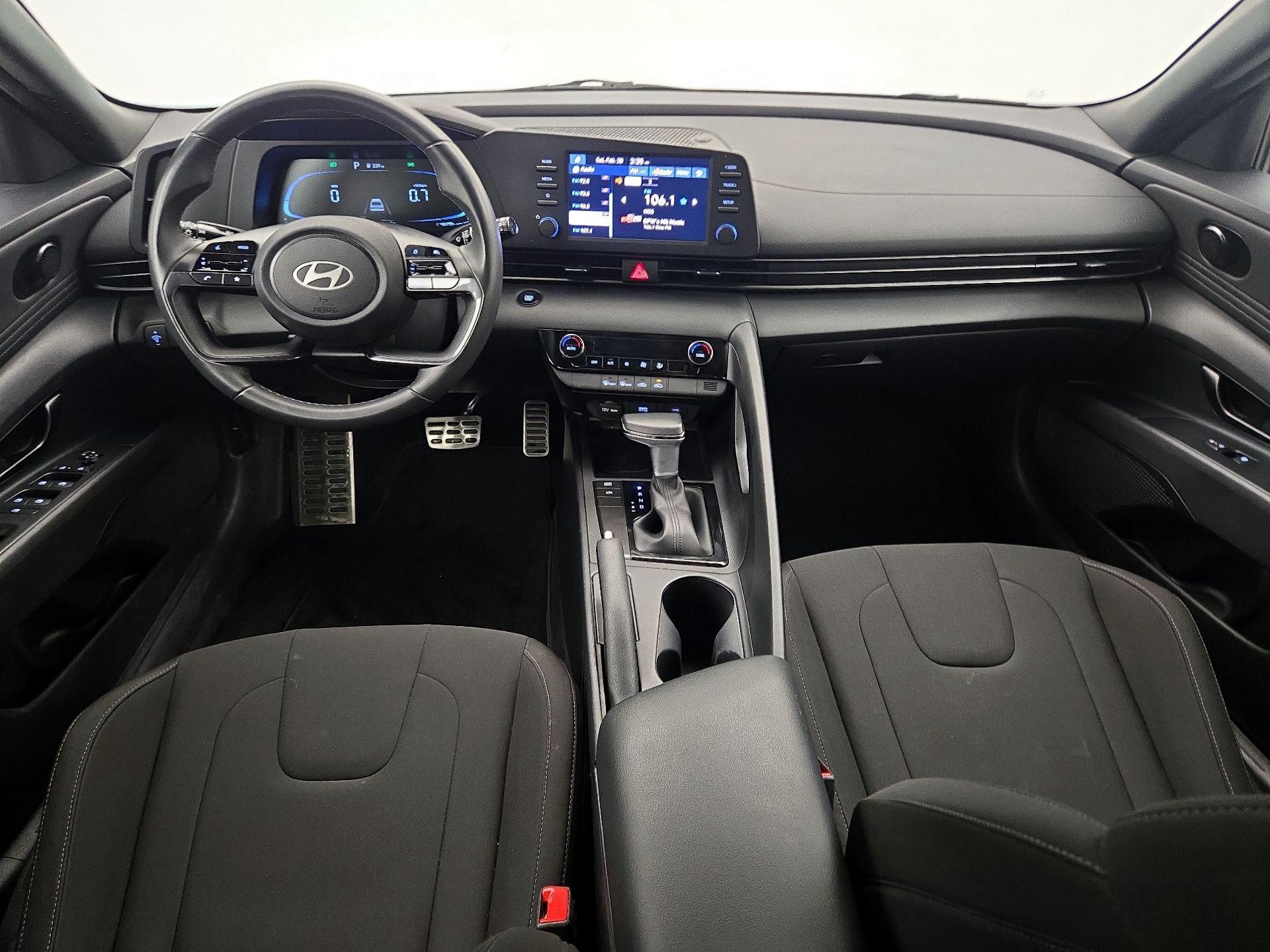 Thumbnail: 2025 Hyundai Elantra - 9