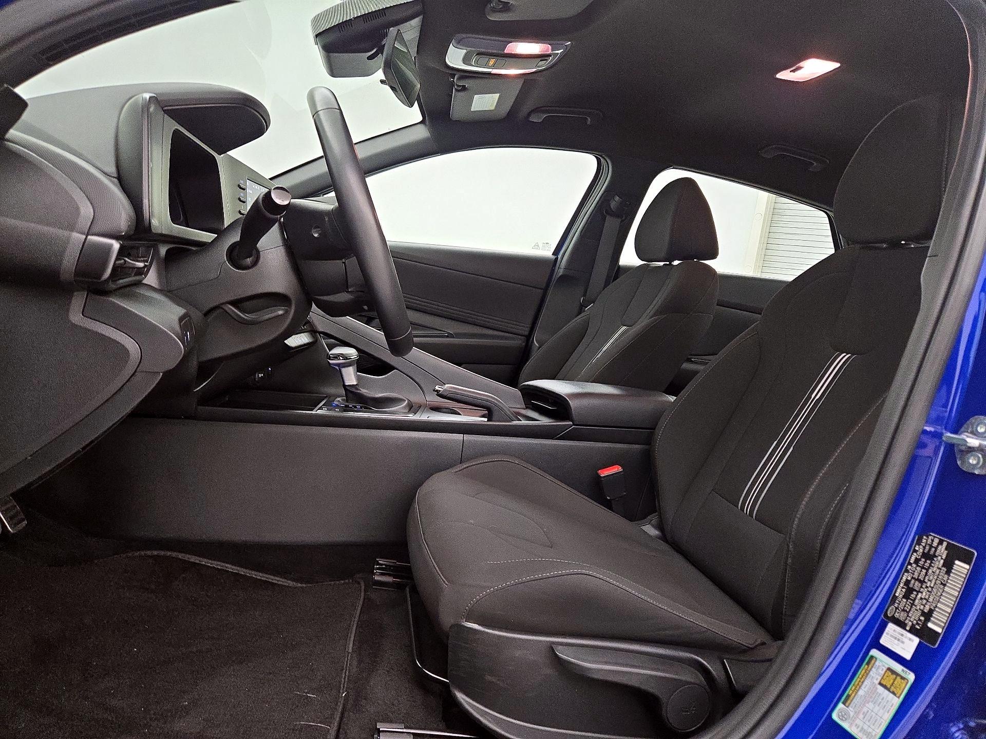 Thumbnail: 2025 Hyundai Elantra - 11