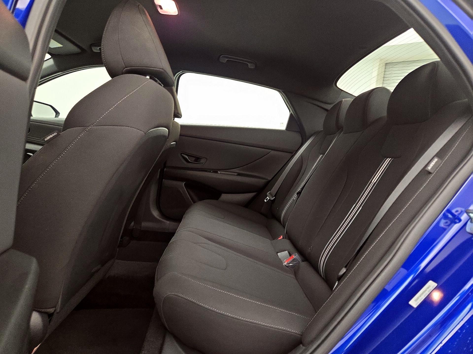 Thumbnail: 2025 Hyundai Elantra - 19