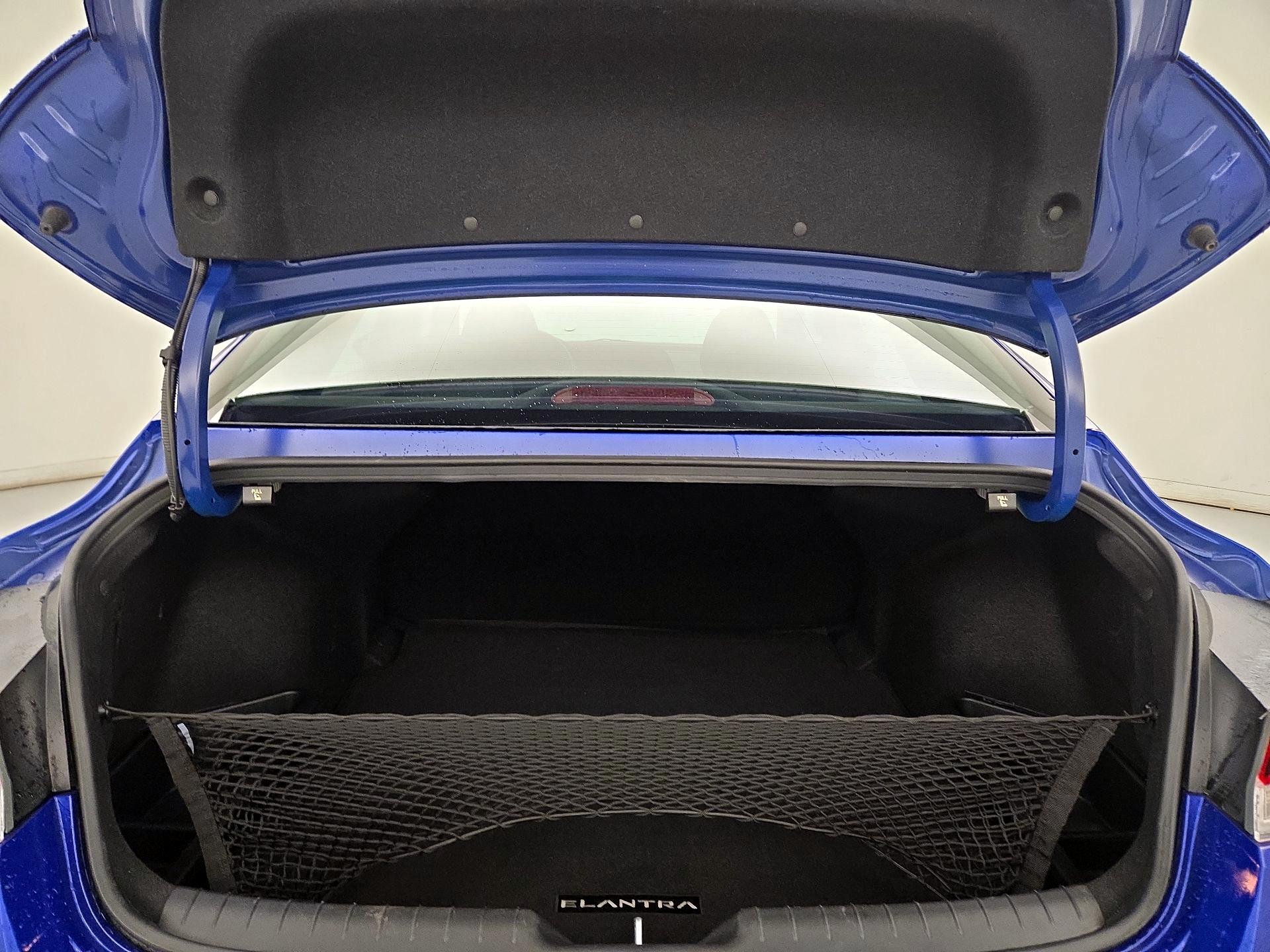 Thumbnail: 2025 Hyundai Elantra - 20