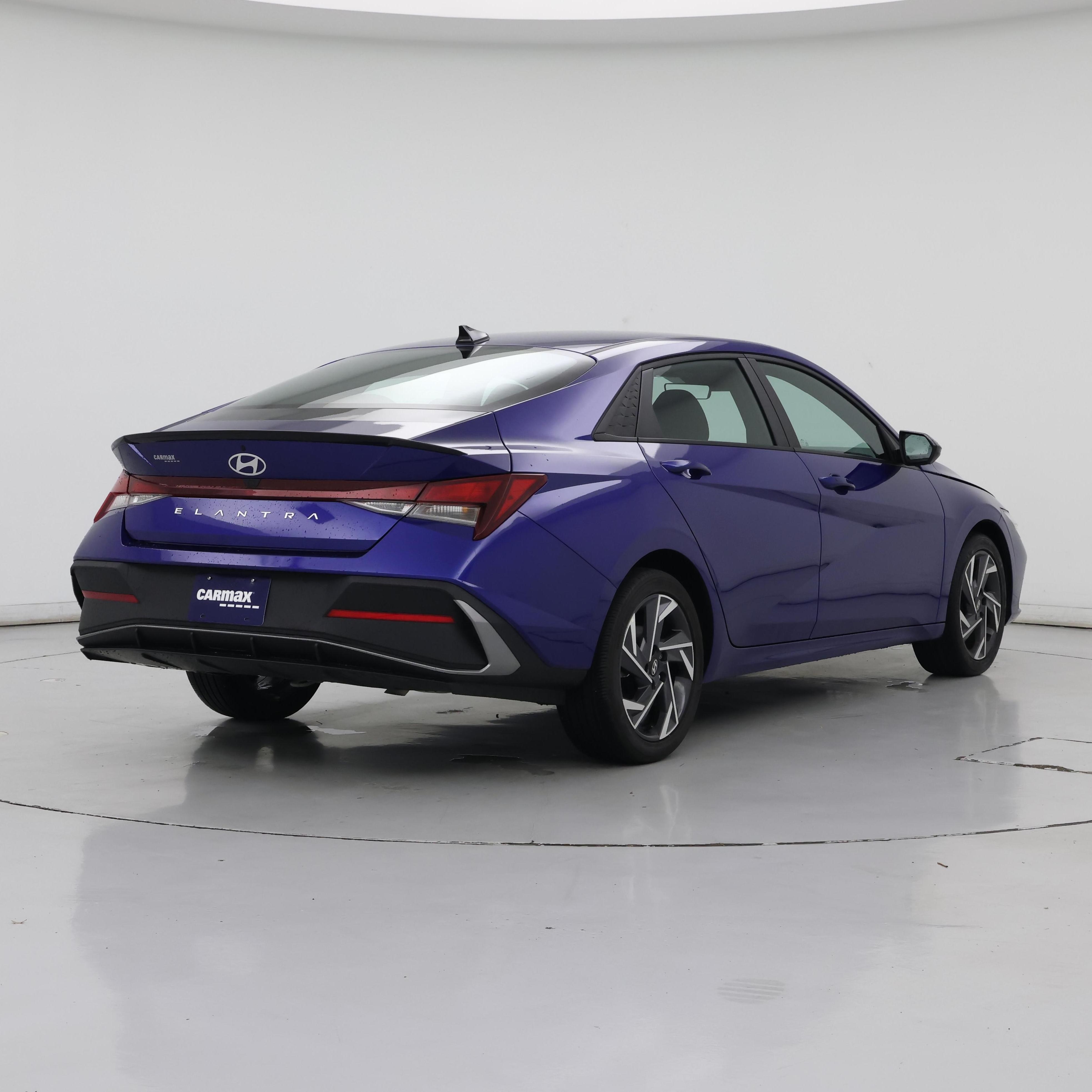 Thumbnail: 2025 Hyundai Elantra - 8