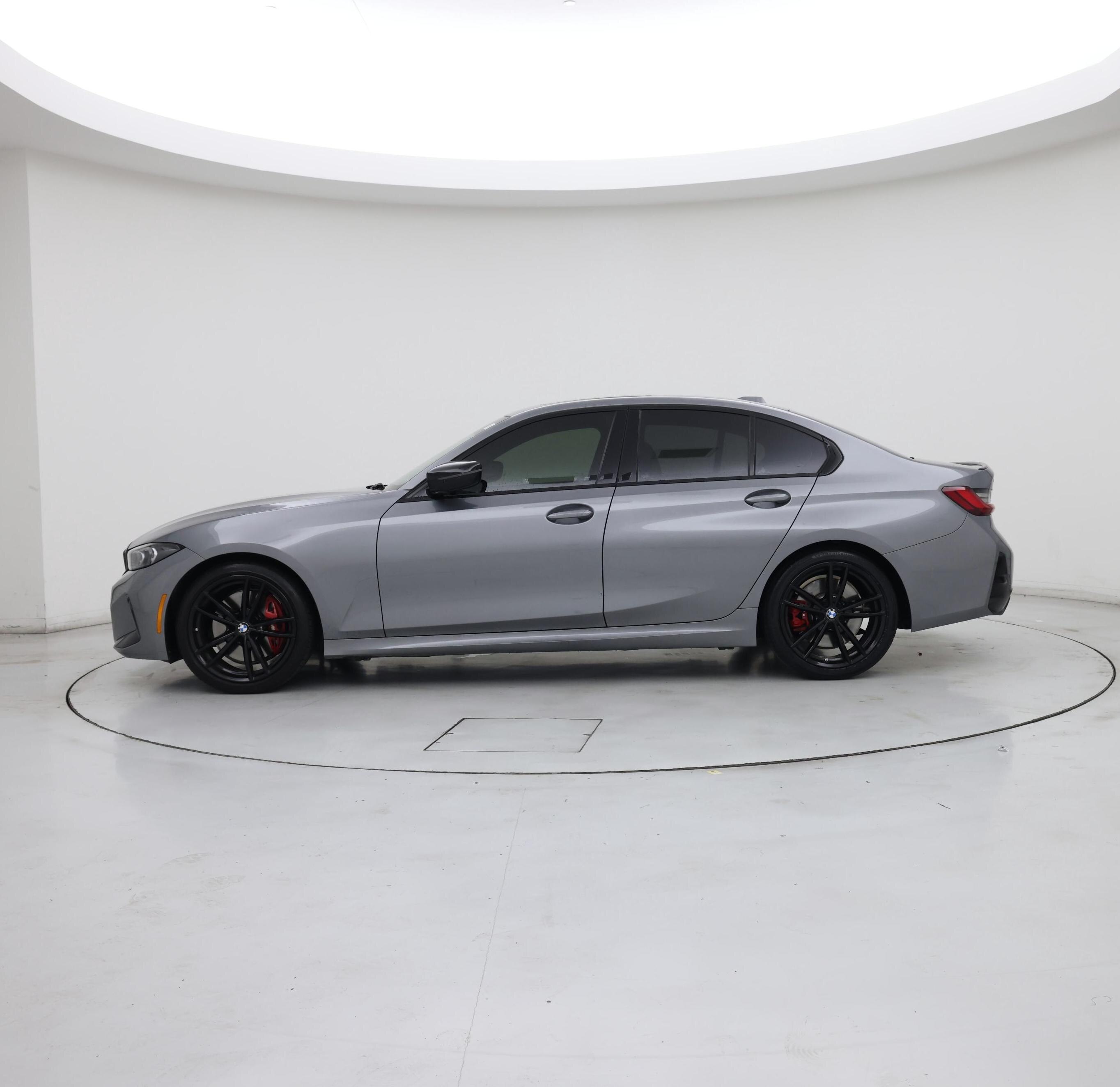 Thumbnail: 2024 BMW 3 Series - 3